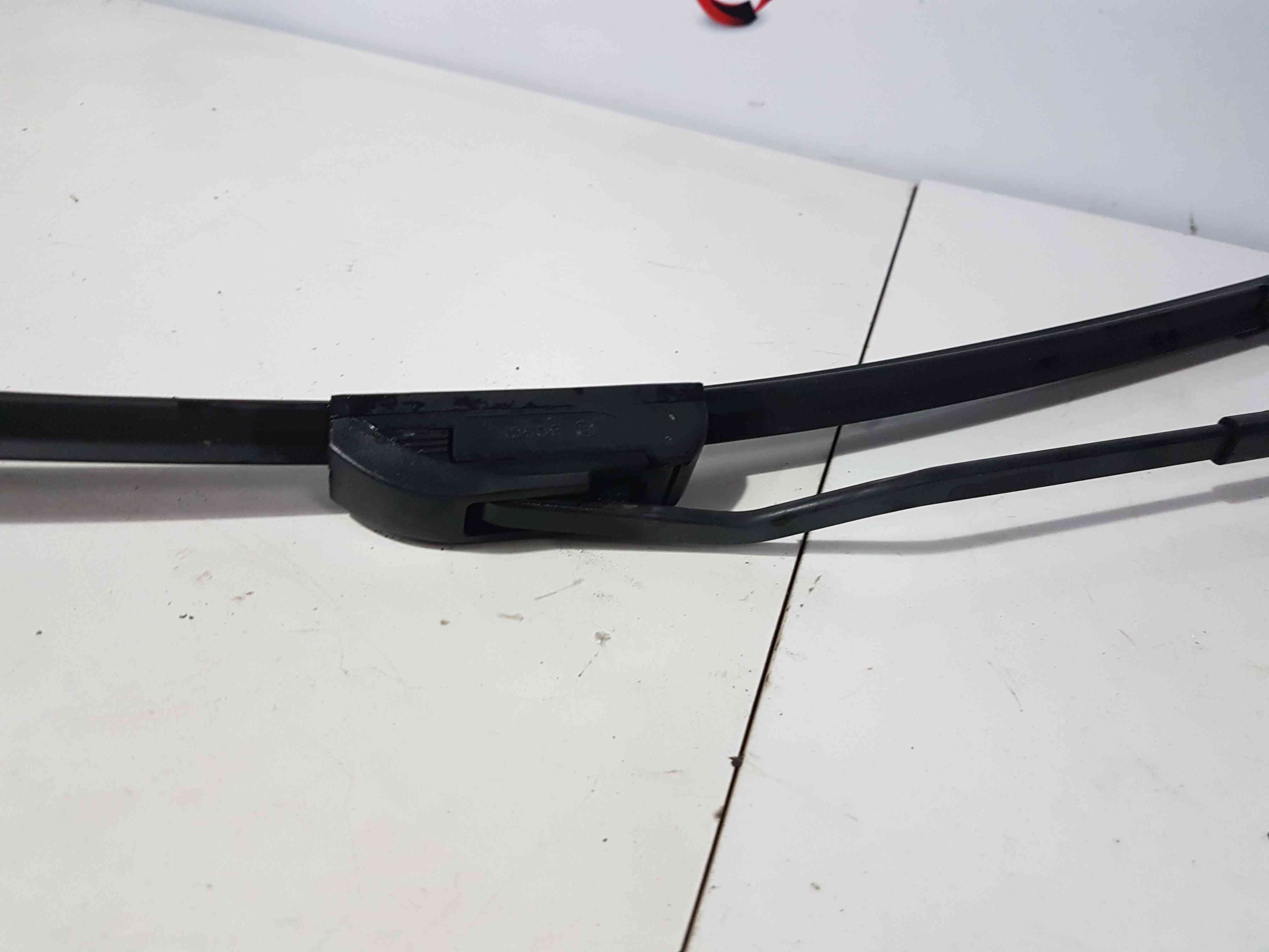 Thumb 4 Nissan Micra K12 2002-2010 Drivers OSF Front Wiper ARM