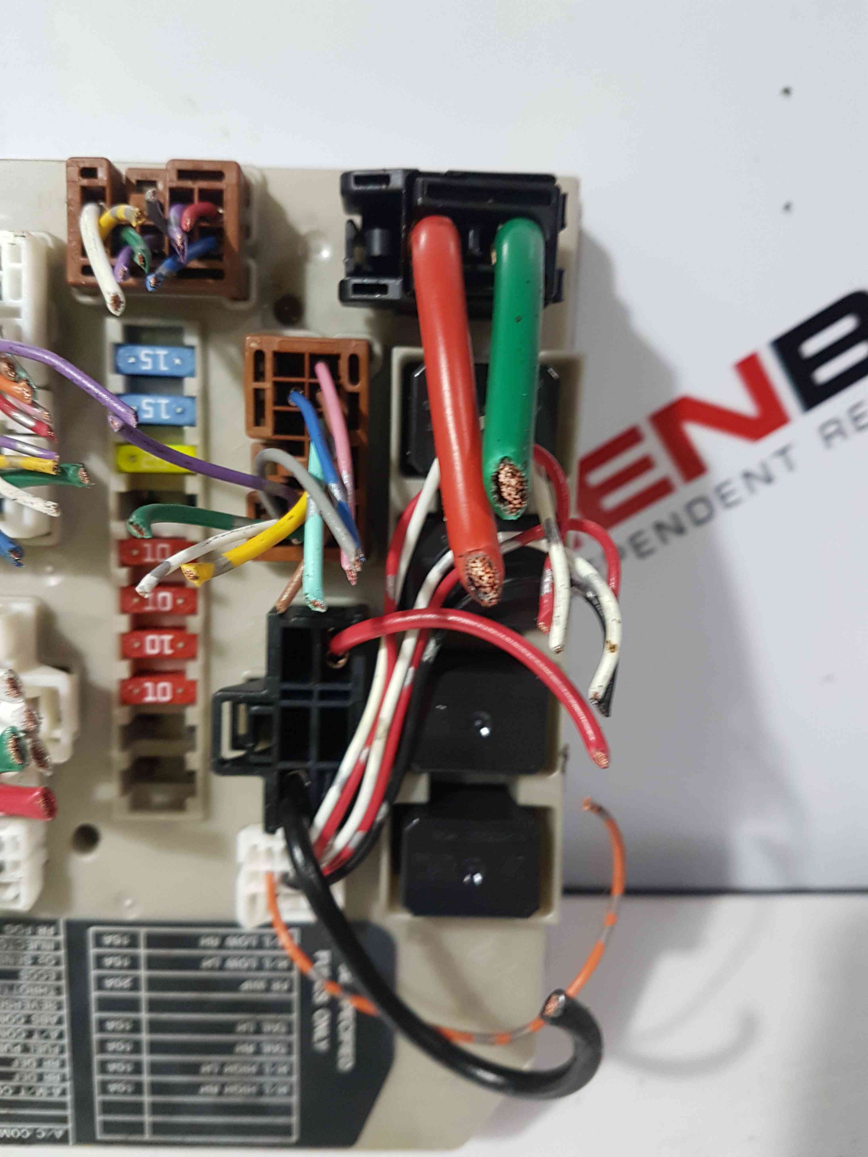 Thumb 4 Nissan Micra K12 2002-2010 Engine BAY Upc Unit Fuse BOX 284B7ax61a
