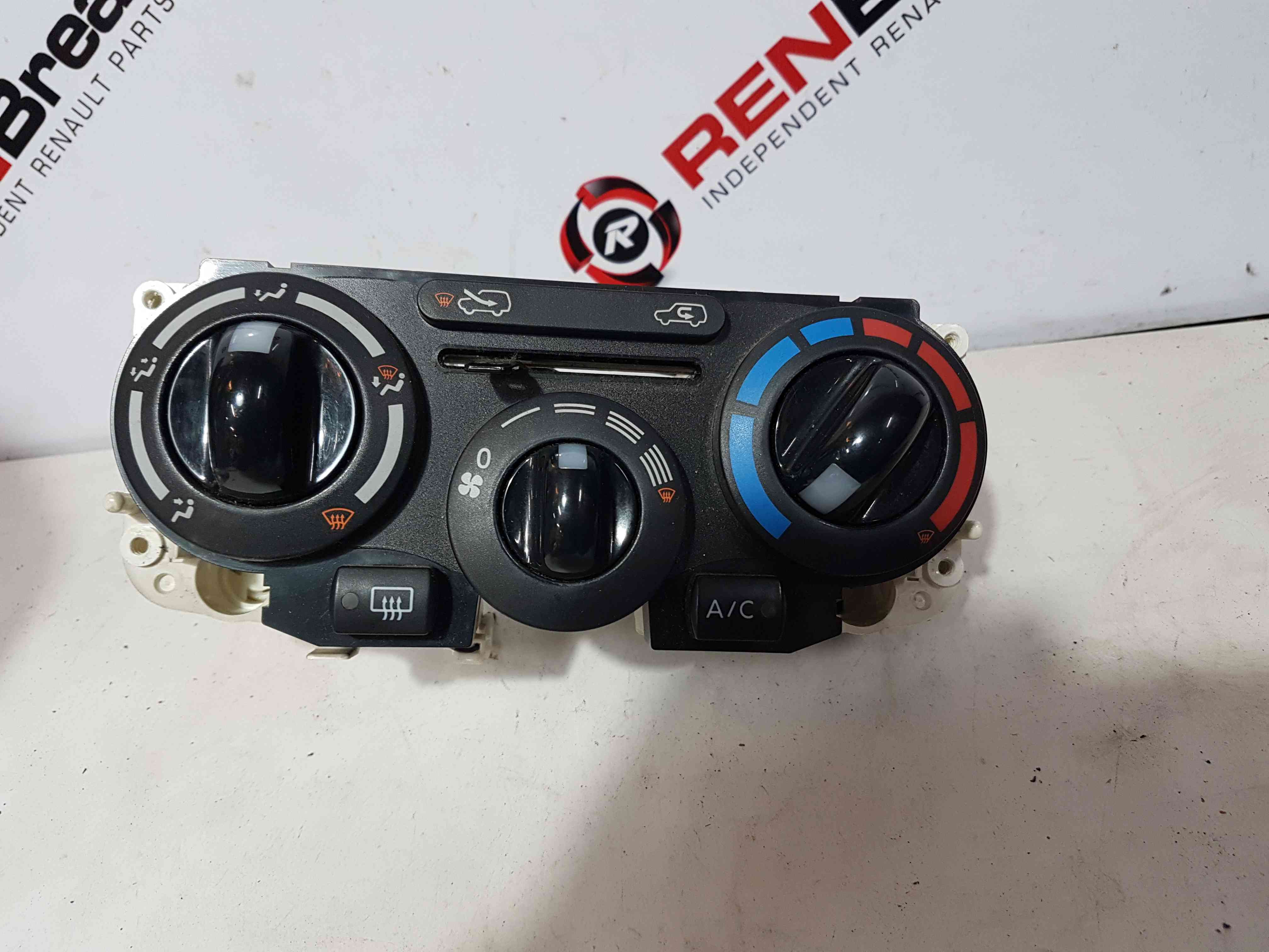 Thumb 2 Nissan Micra K12 2002-2010 Heater Controls Dials Switch Panel