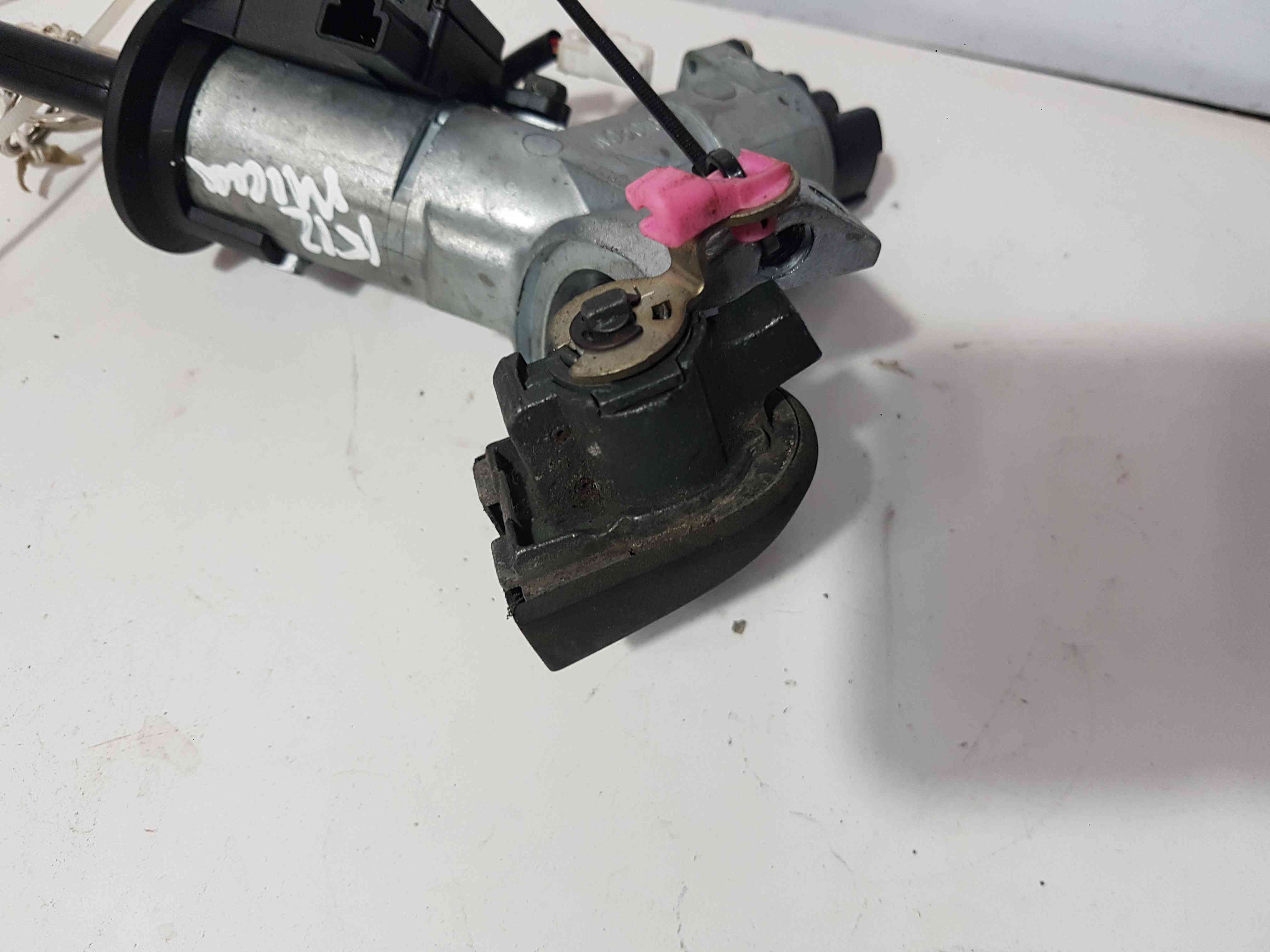 Thumb 3 Nissan Micra K12 2002-2010 Ignition Barrel + KEY Transponder 28590Ax600 + Door