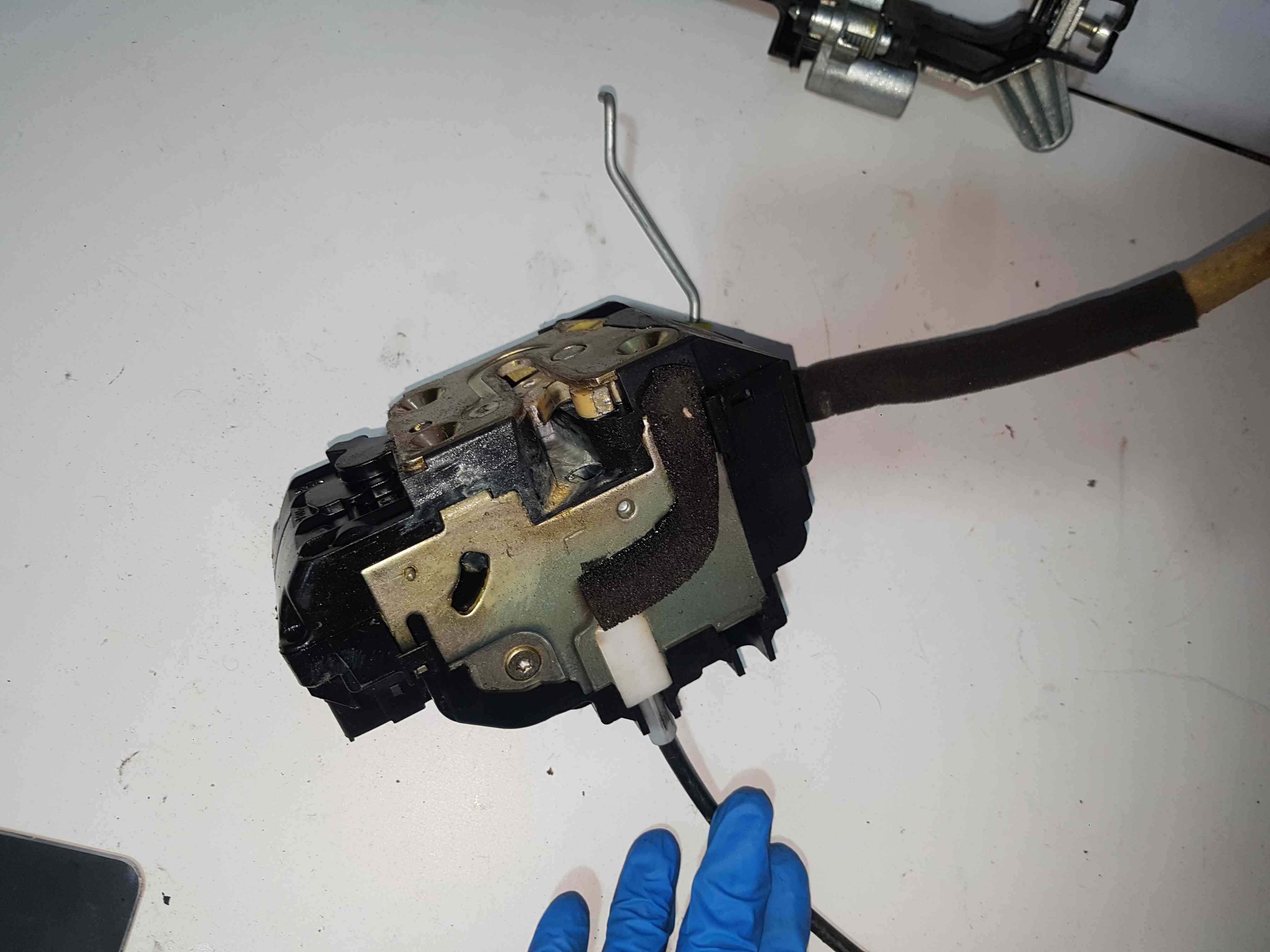 Thumb 9 Nissan Micra K12 2002-2010 Passenger NSF Front Door Lock Mechanism 3Dr