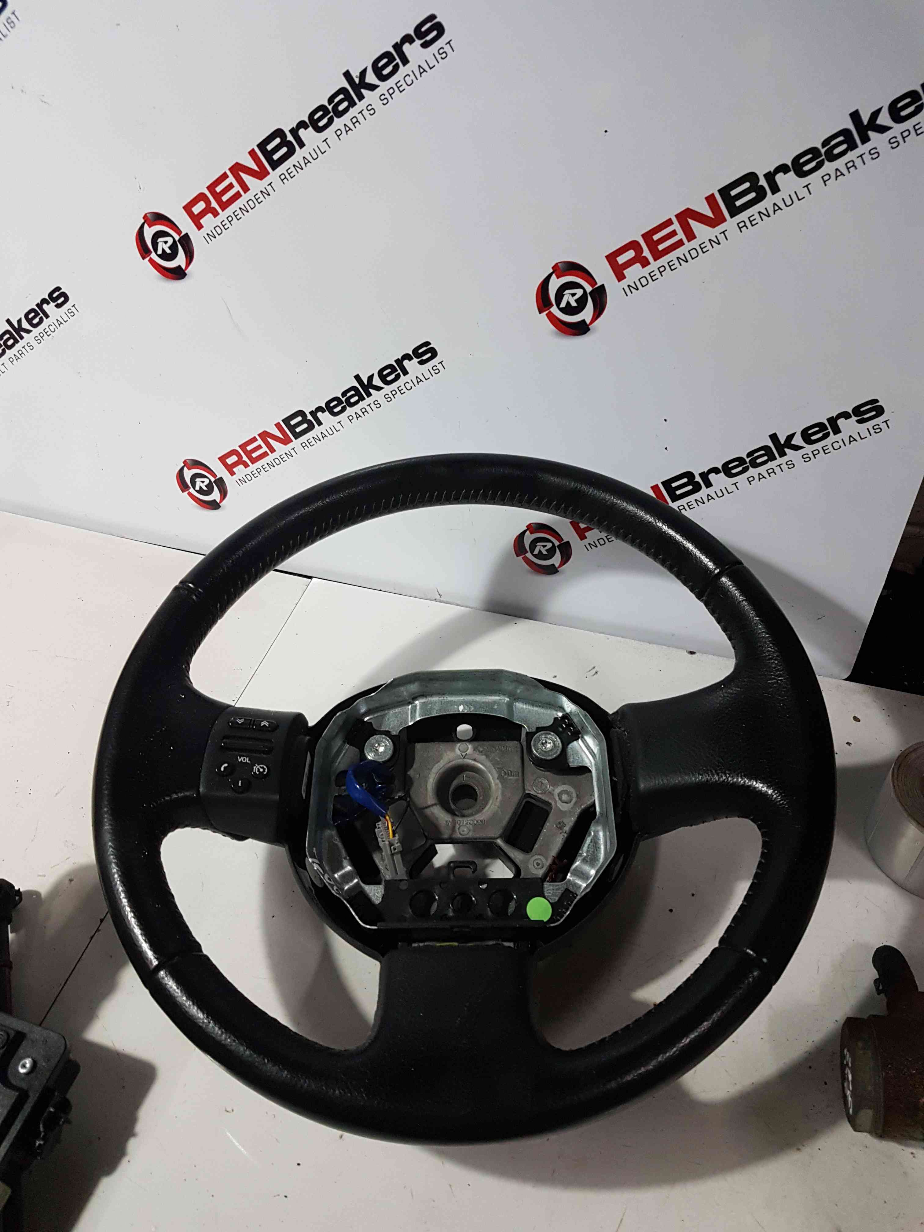 Thumb 2 Nissan Micra K12 2002-2010 Steering Wheel