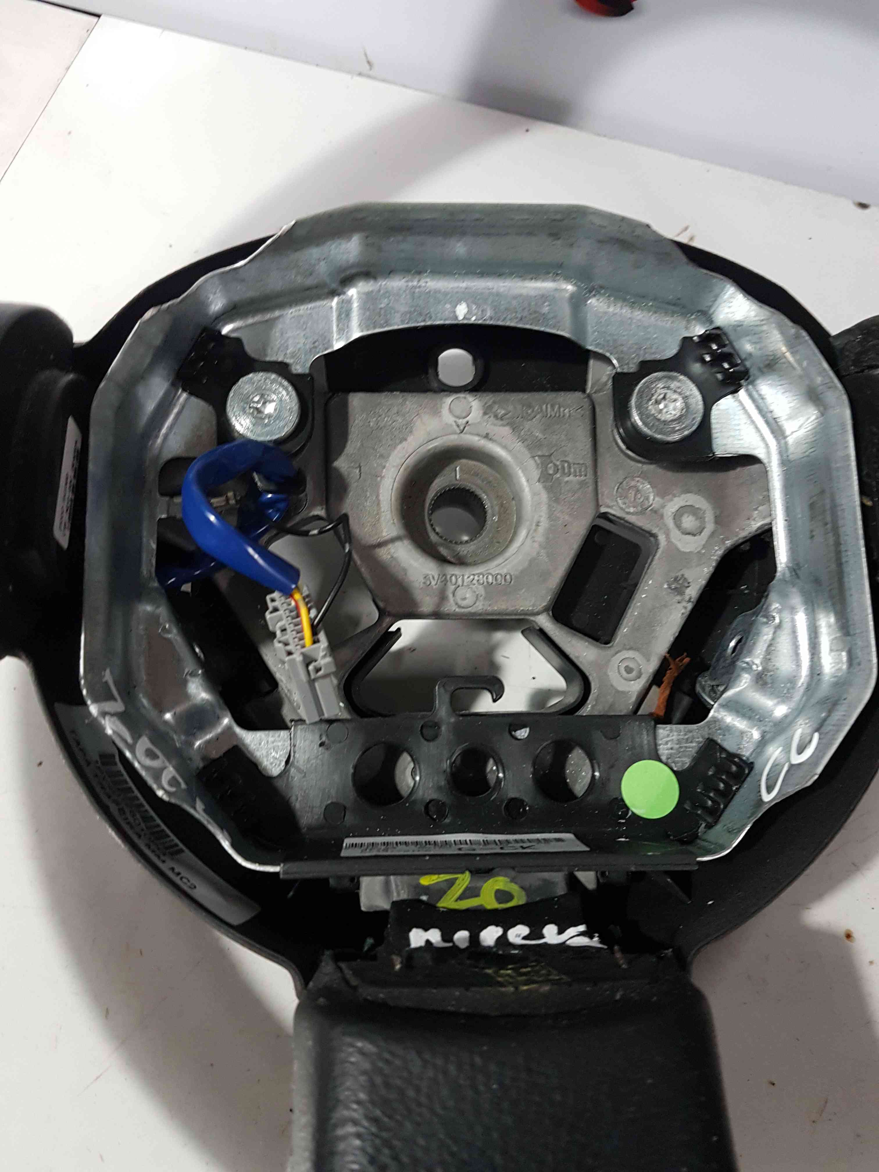 Thumb 4 Nissan Micra K12 2002-2010 Steering Wheel