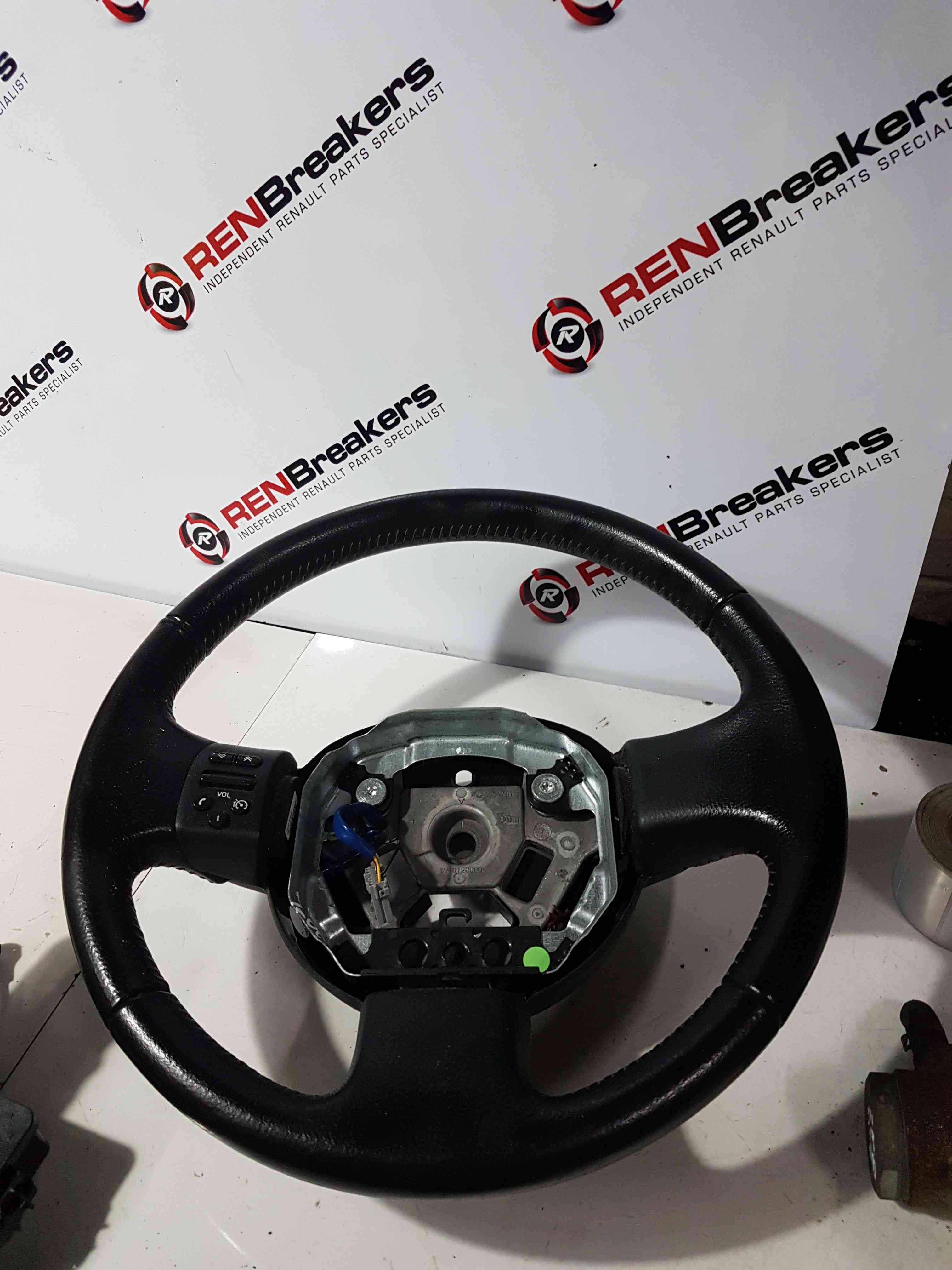 Thumb 7 Nissan Micra K12 2002-2010 Steering Wheel