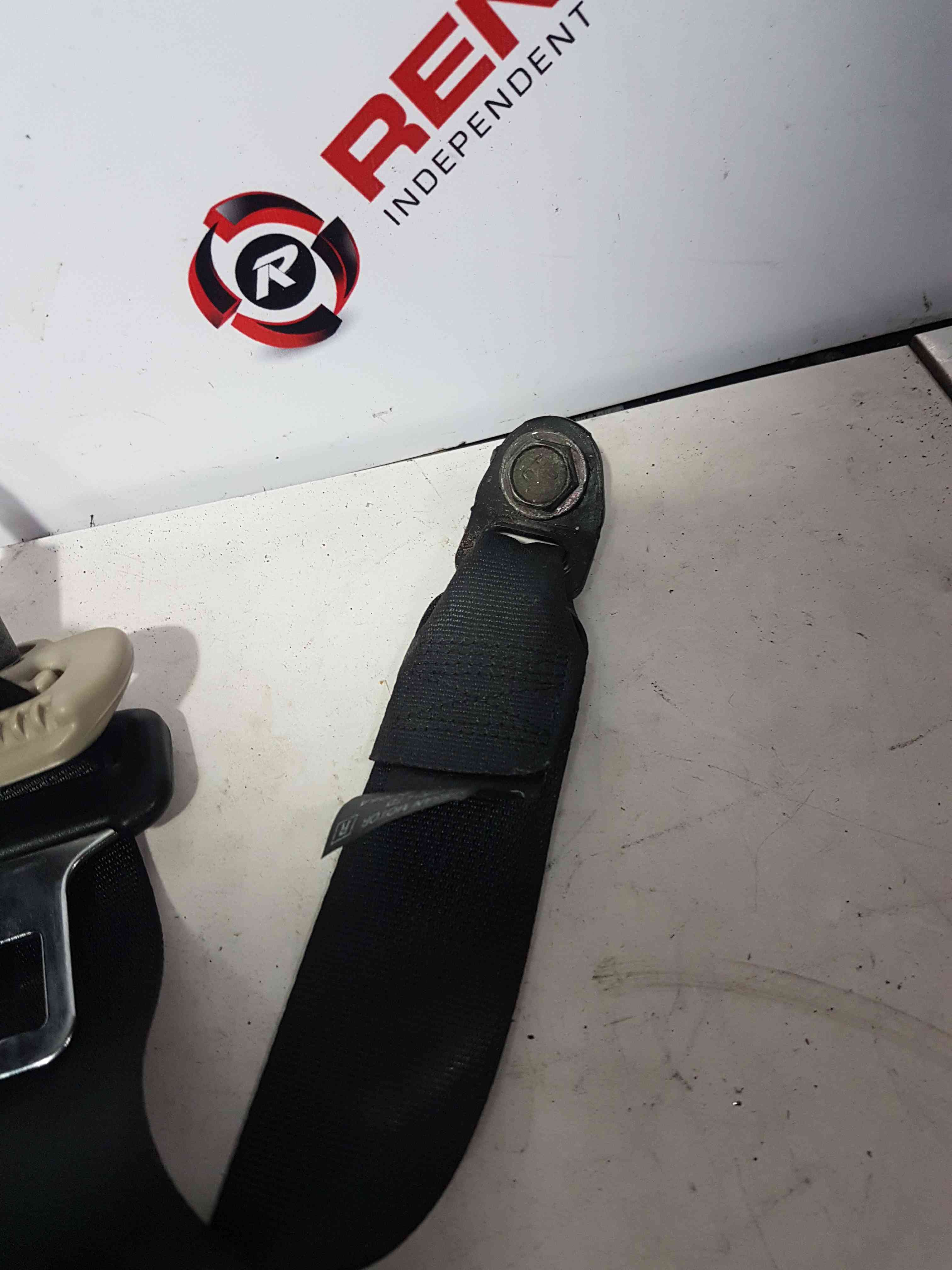 Thumb 9 Nissan Note E11 2005-2012 Drivers OSR Rear Seat Belt