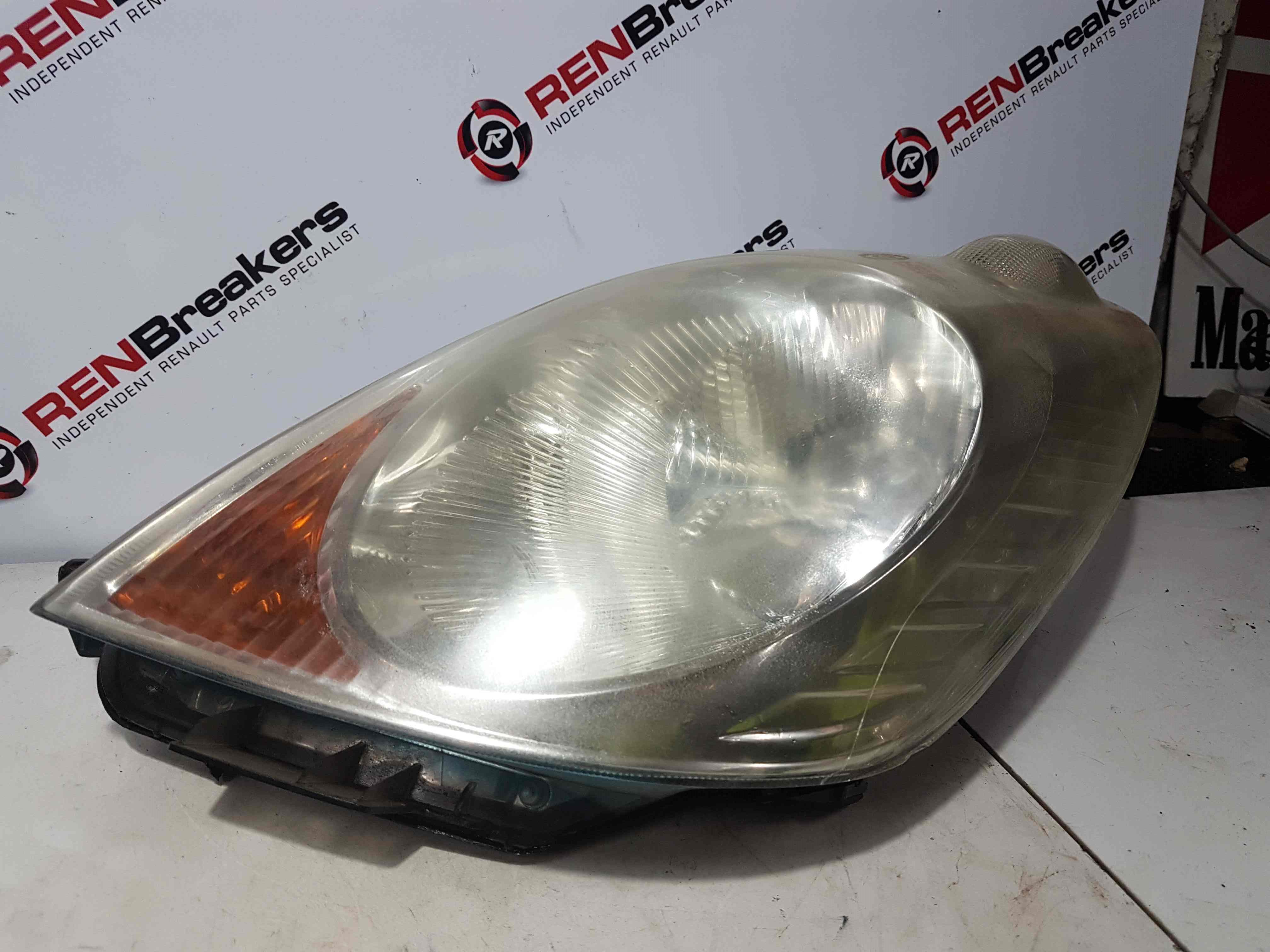 Thumb 10 Nissan Note E11 2005-2008 NSF Passenger Front Head Light lower tab broken 