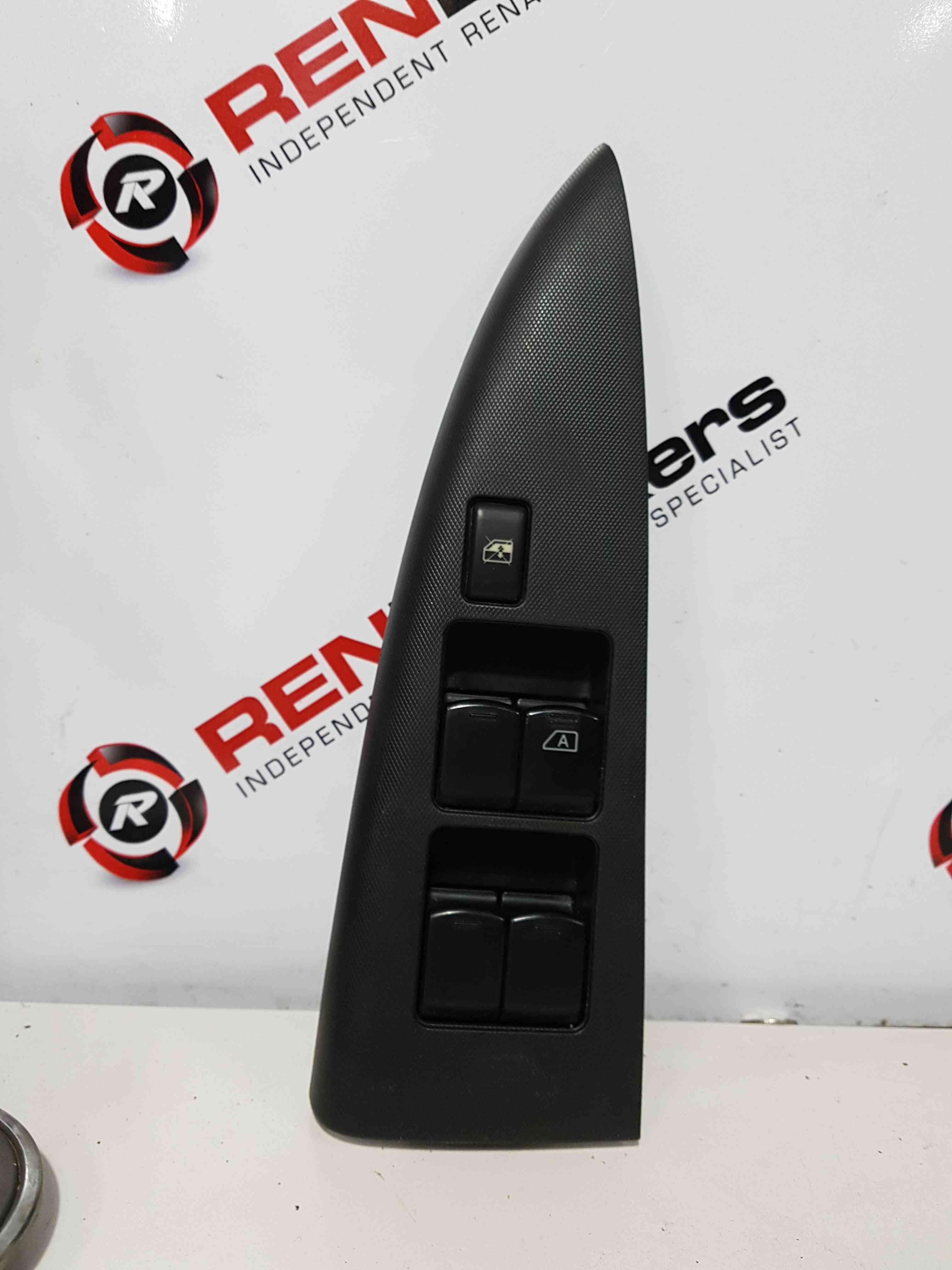 Thumb 3 Nissan Note E11 2005-2012 Drive OSF Window Switch + Panel 
