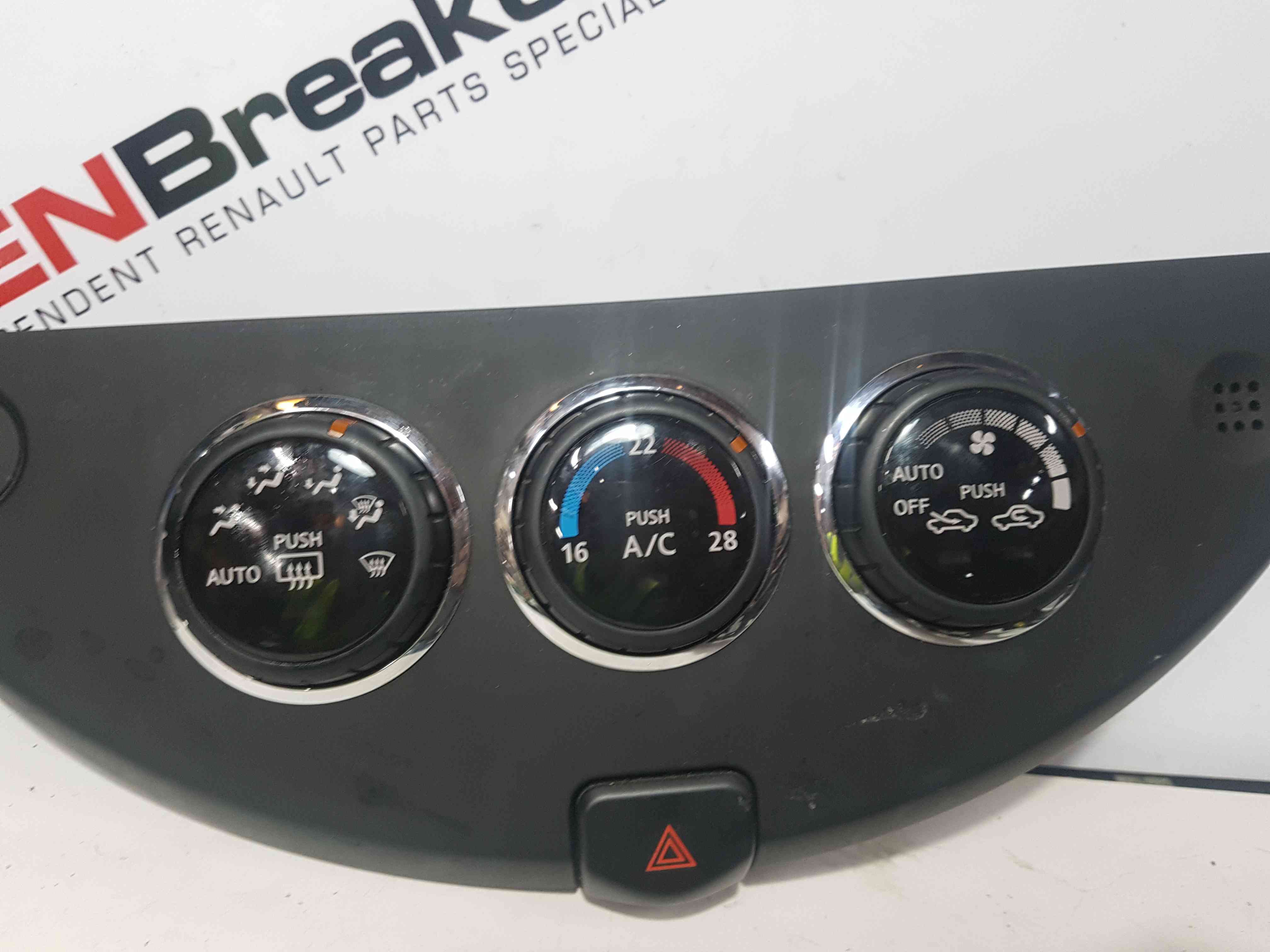 Thumb 4 Nissan Note E11 2005-2012 Heater Controls Dials Ac 27500BH05B 27500BH05a