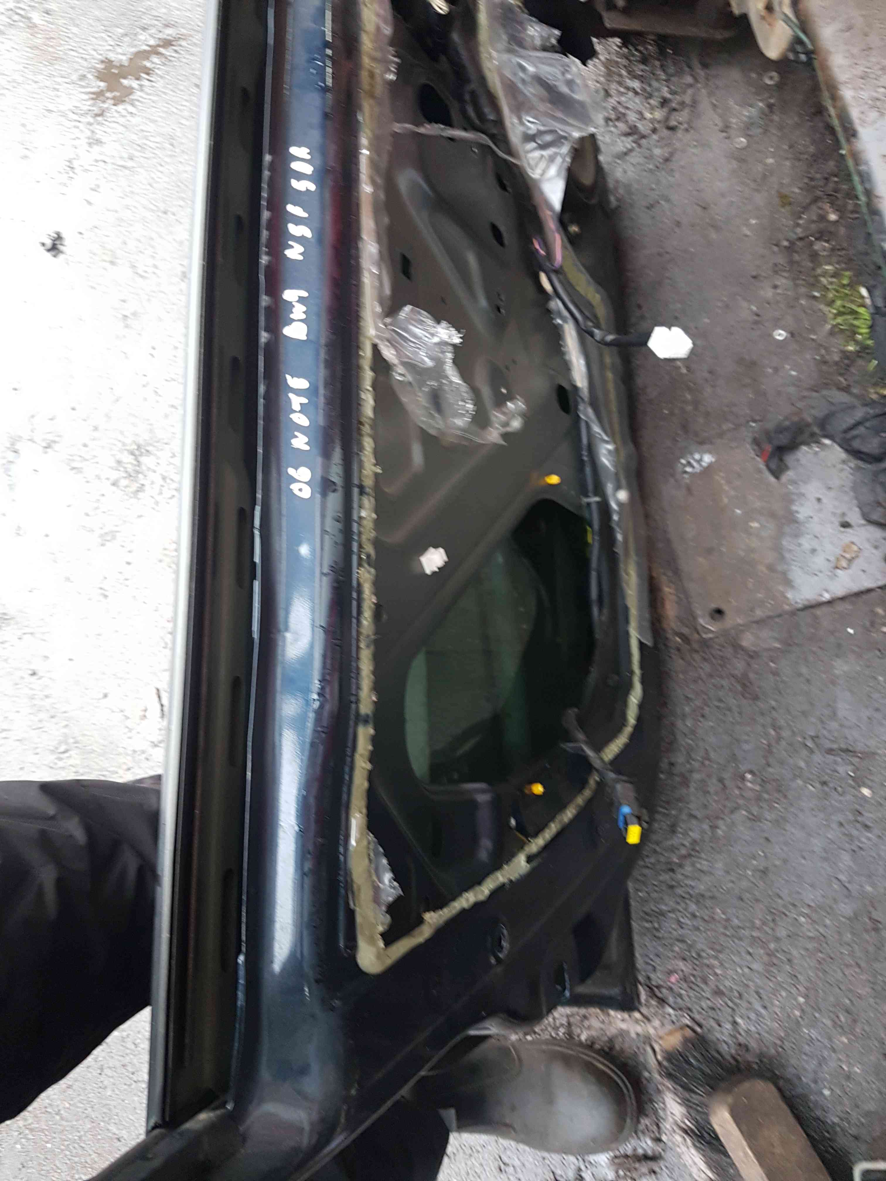 Thumb 7 Nissan Note E11 2005-2012 Passenger NSF Front Door BW9 Dark Blue 