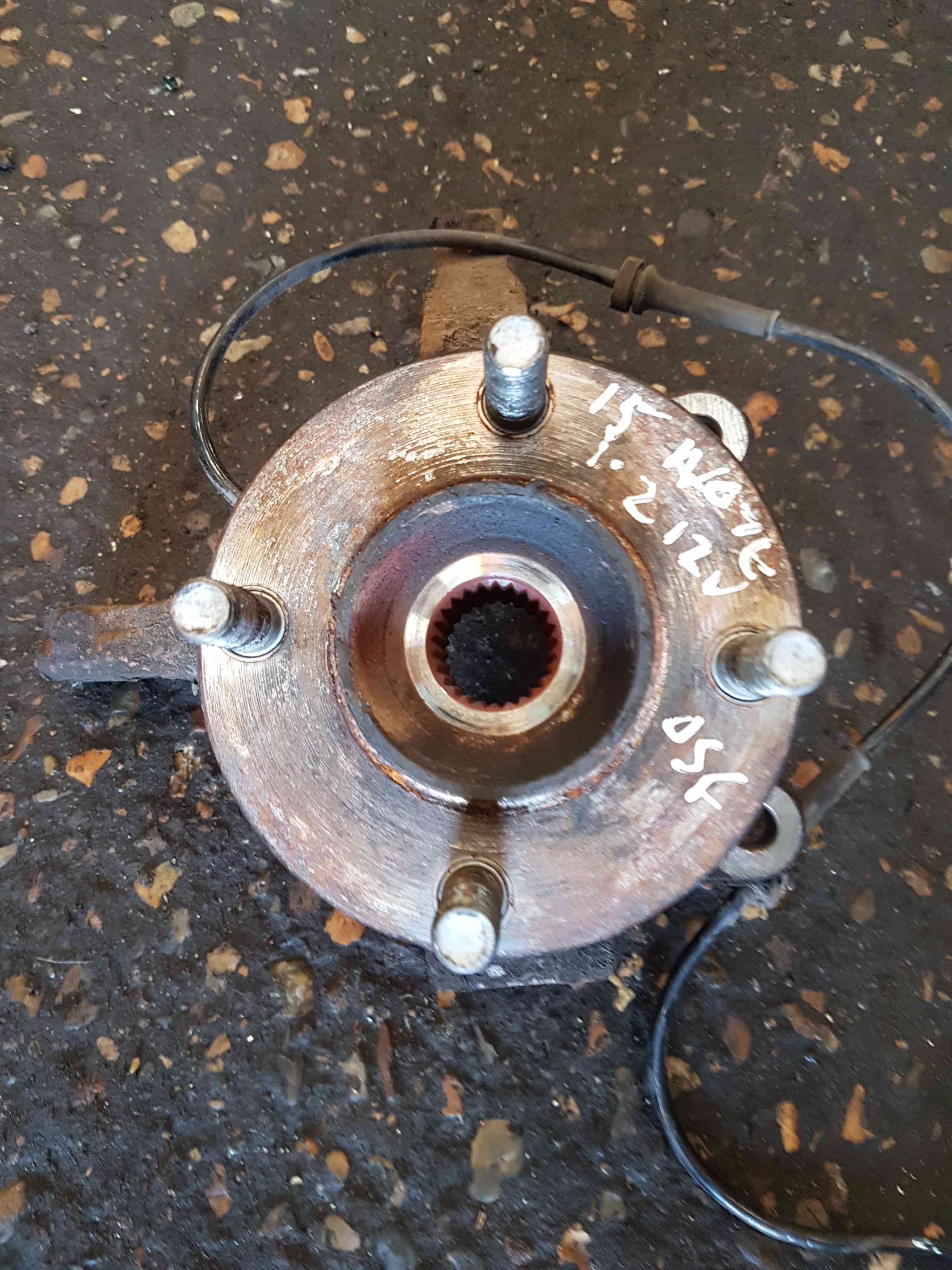 Thumb 3 Nissan Note E12 2013-2017 1.2 Drivers OSF Front Wheel HUB + ABS Sensor