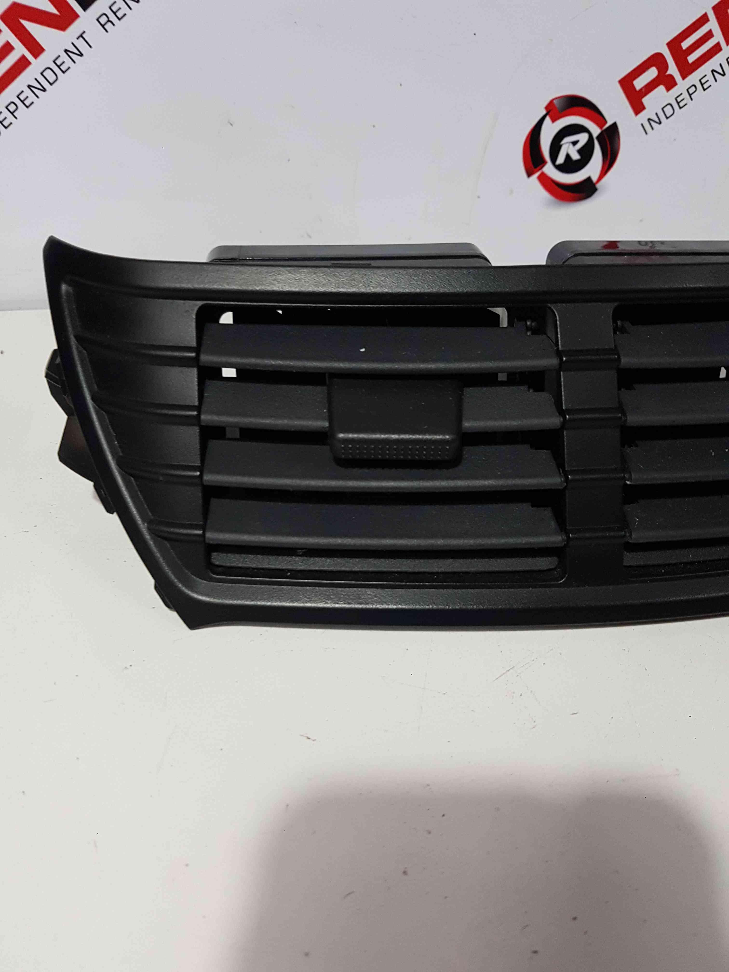 Thumb 3 Nissan Pixo 2010-2017 Centre Heater Vent