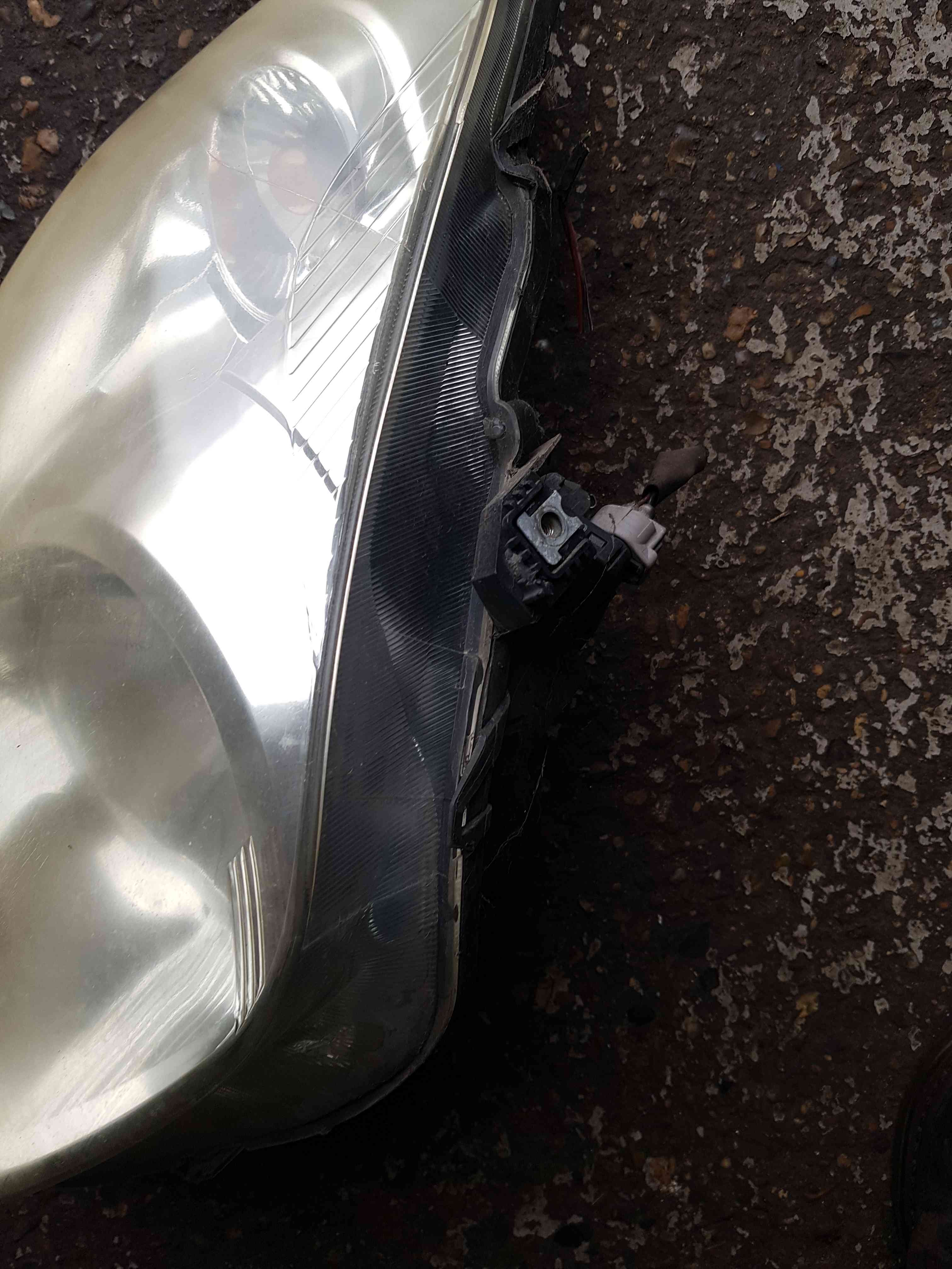 Thumb 2 Nissan Pixo 2010-2017 Passenger NSF Front Headlight