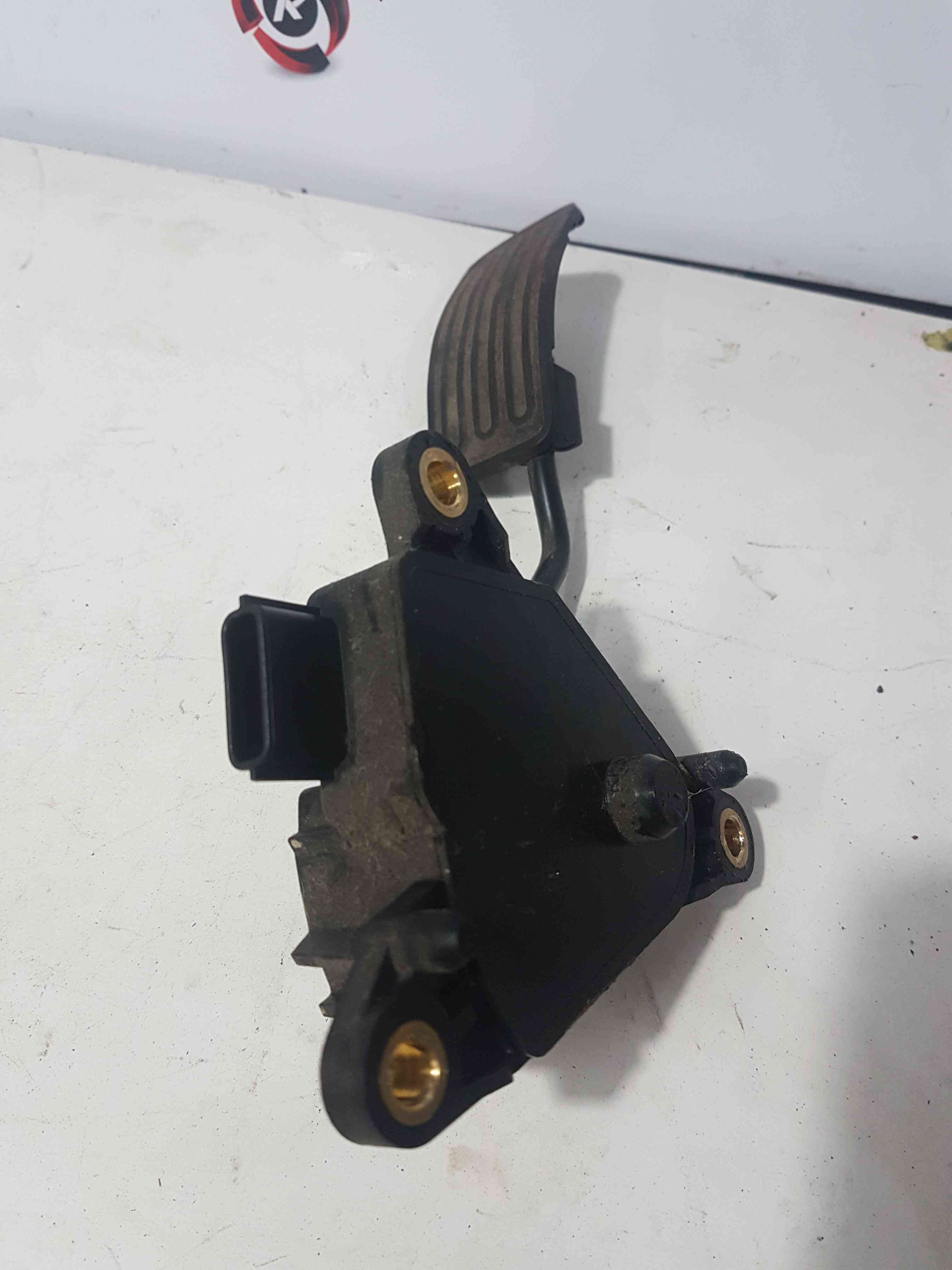 Thumb 2 Nissan Qashqai 2006-2013 Accelerator Pedal Throttle 2047A00091