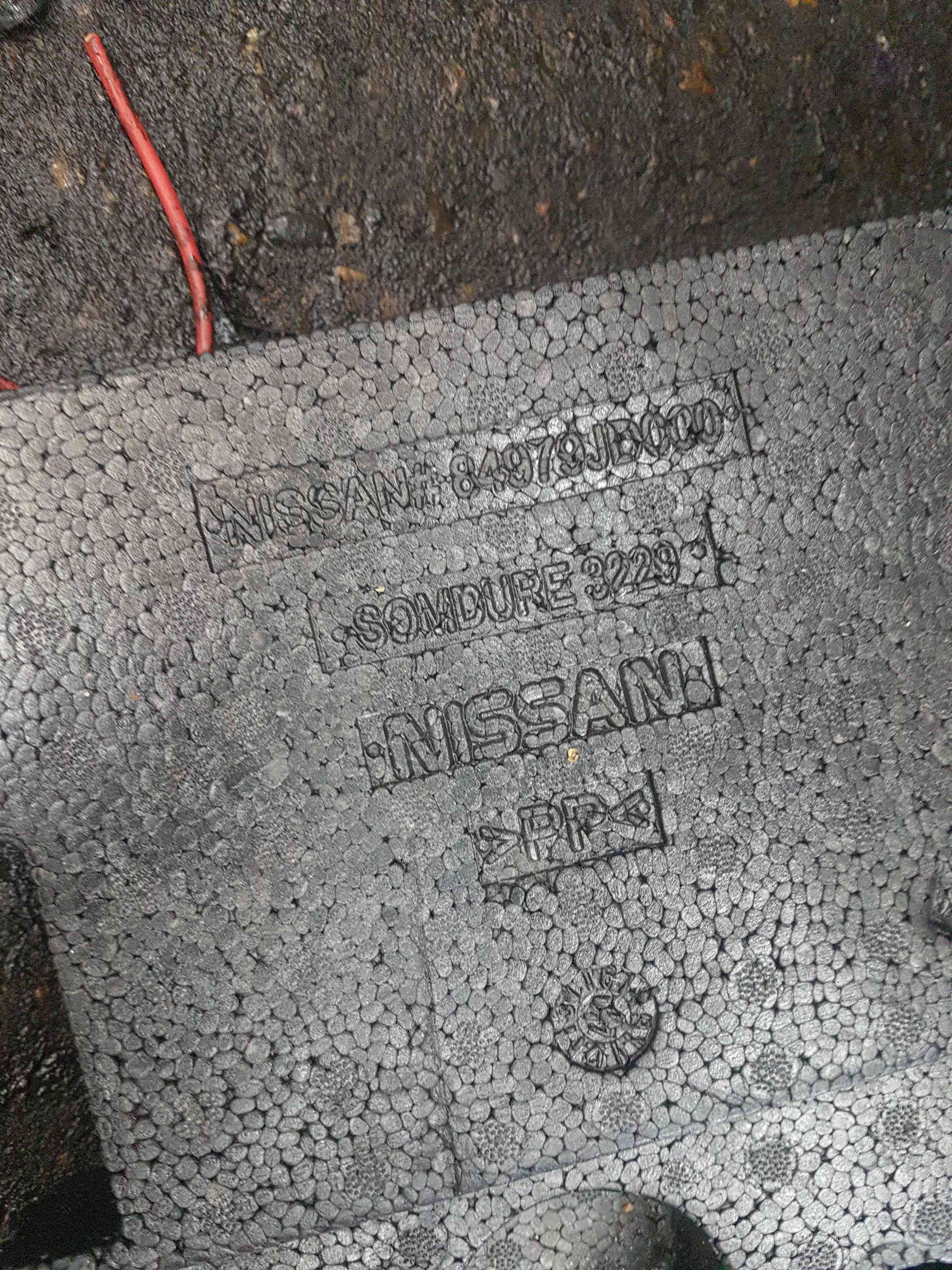 Thumb 5 Nissan Qashqai 2006-2013 Jack Set + Foam 84979JD000