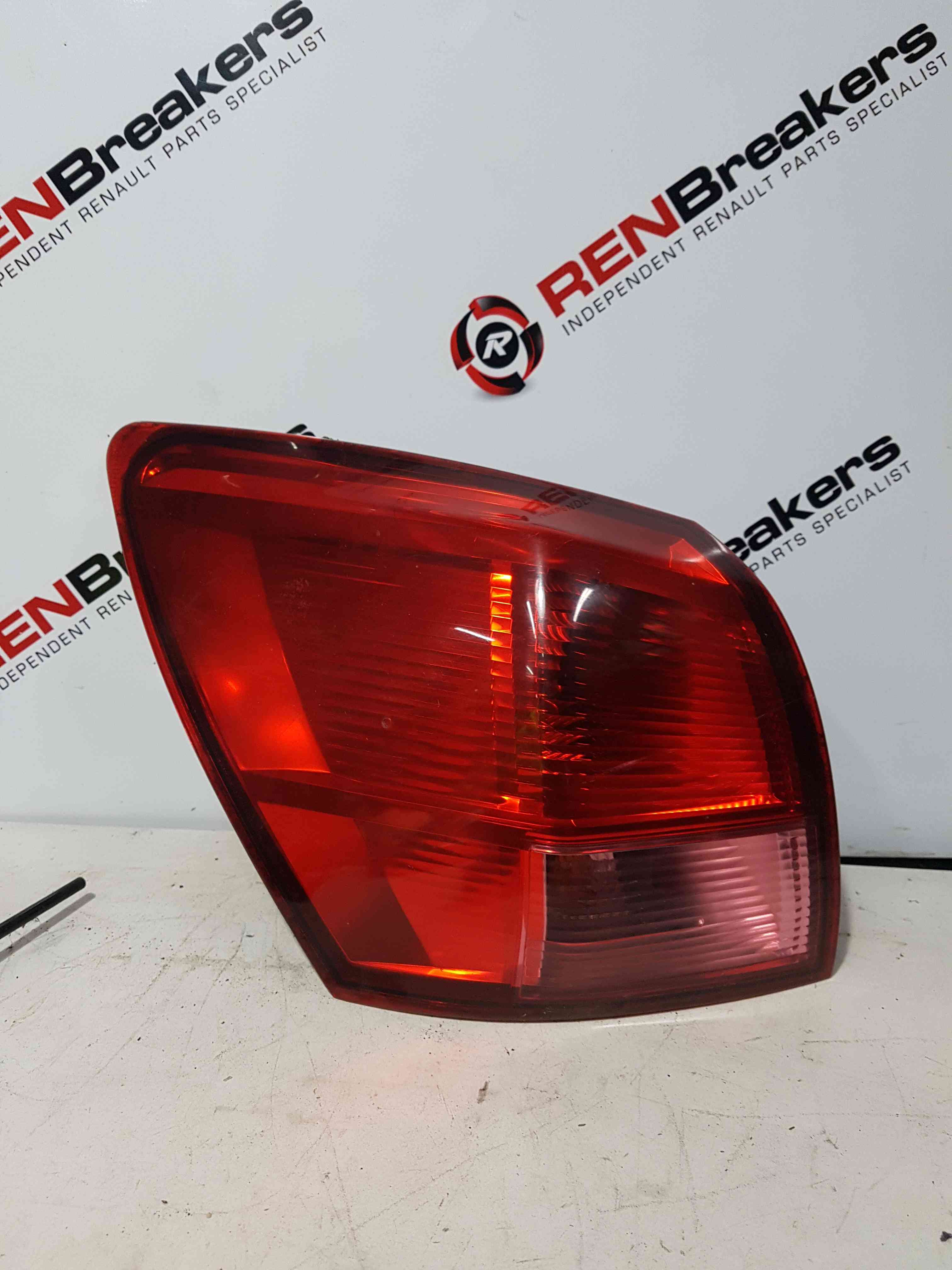 Thumb 2 Nissan Qashqai 2006-2013 NSR Passenger Rear Brake Light 