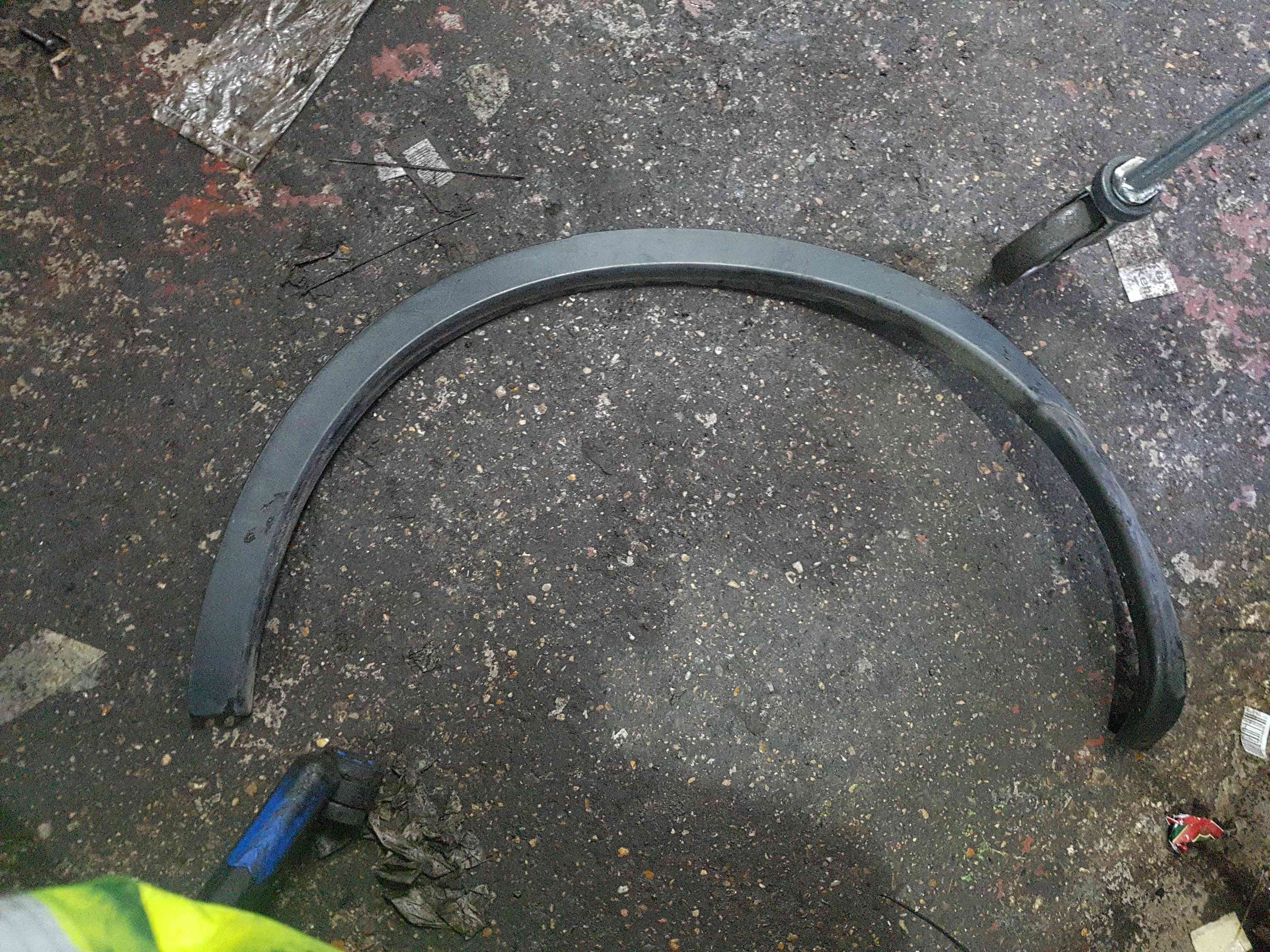 Thumb 2 Nissan Qashqai 2006-2013 NSR Rear Passenger Wheel Arch Trim 