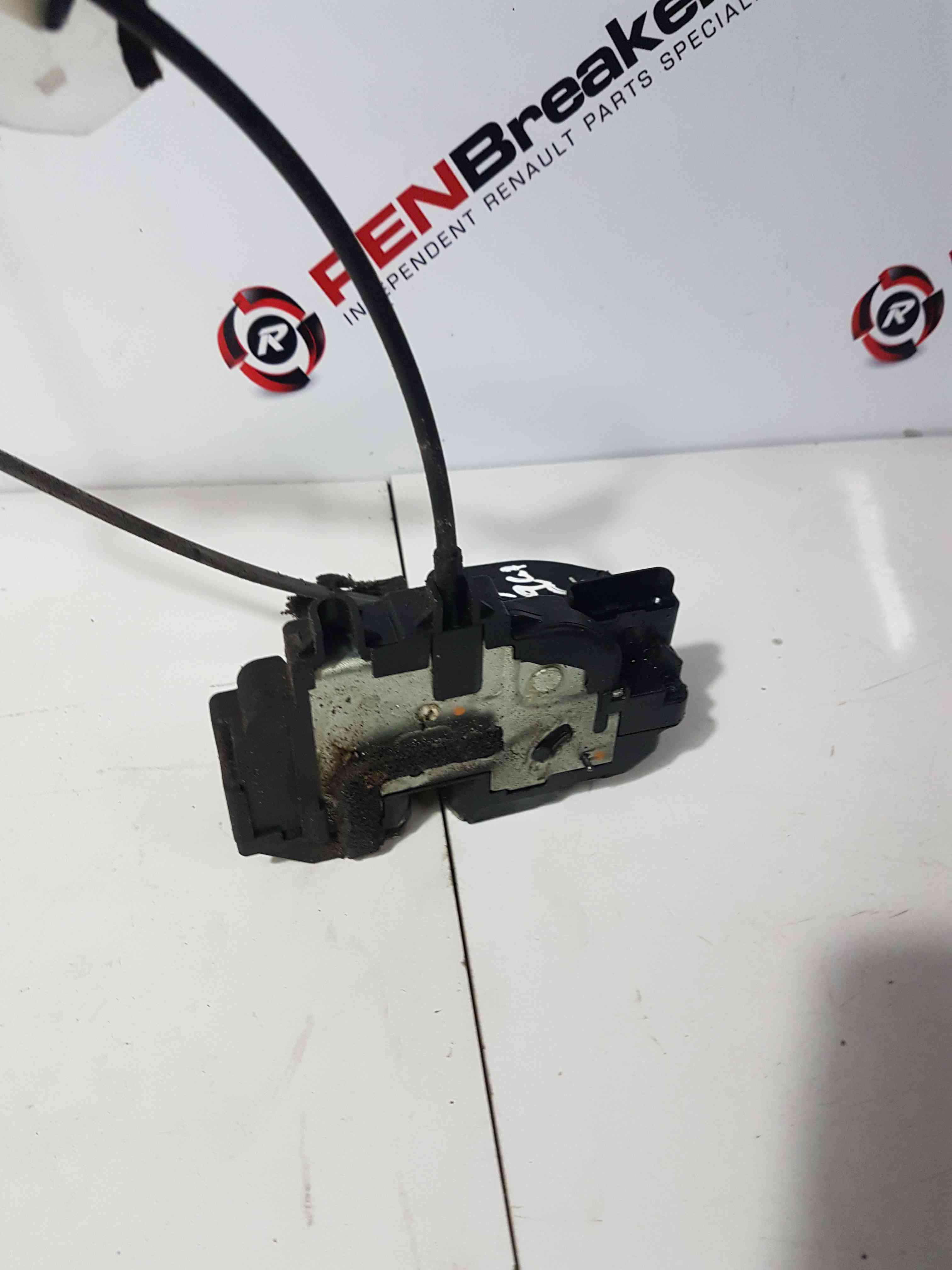 Thumb 6 Nissan Qashqai 2006-2013 Passenger NSF Front Door Lock Mechanism