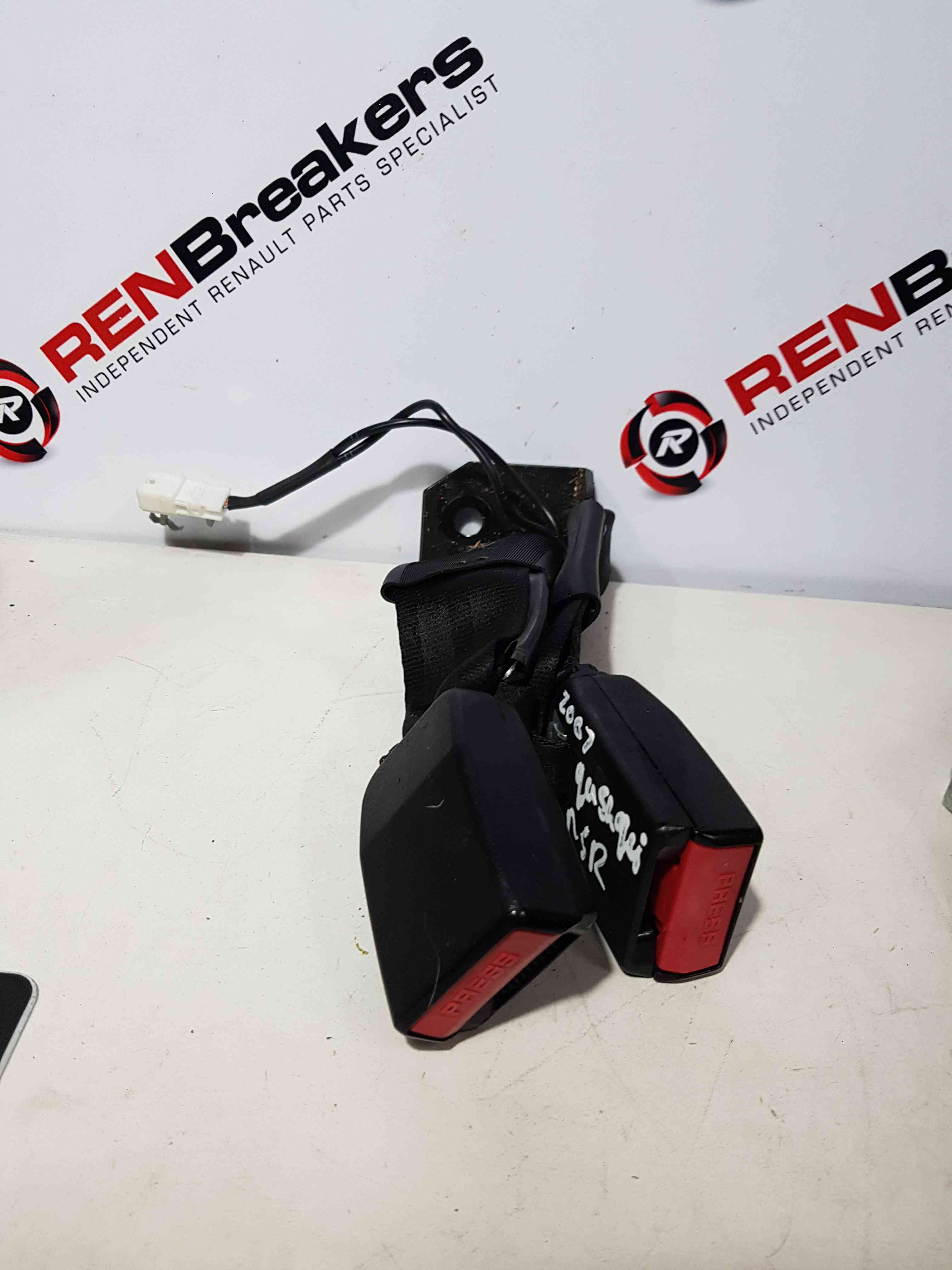 Thumb 2 Nissan Qashqai 2006-2013 Passenger NSR Rear Seat Belt Buckle