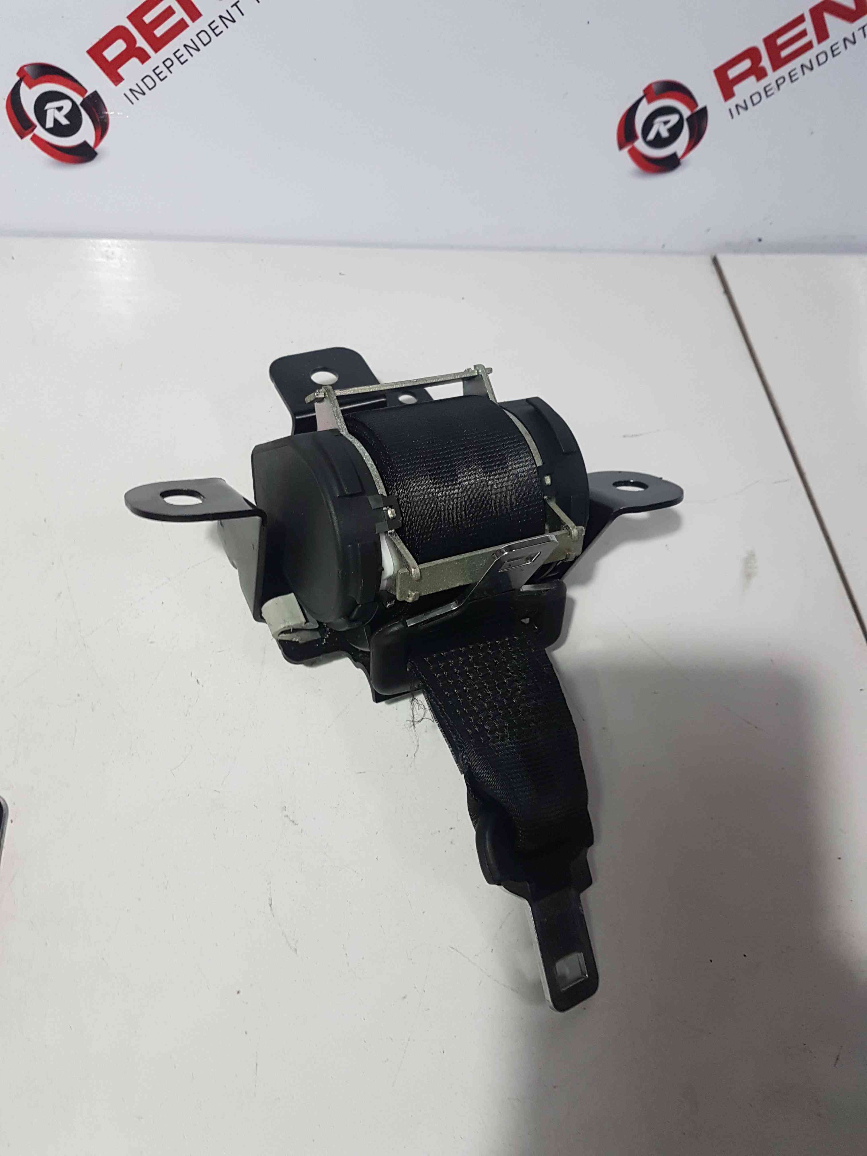 Thumb 8 Nissan Qashqai 2006-2013 Rear Centre Seat Belt