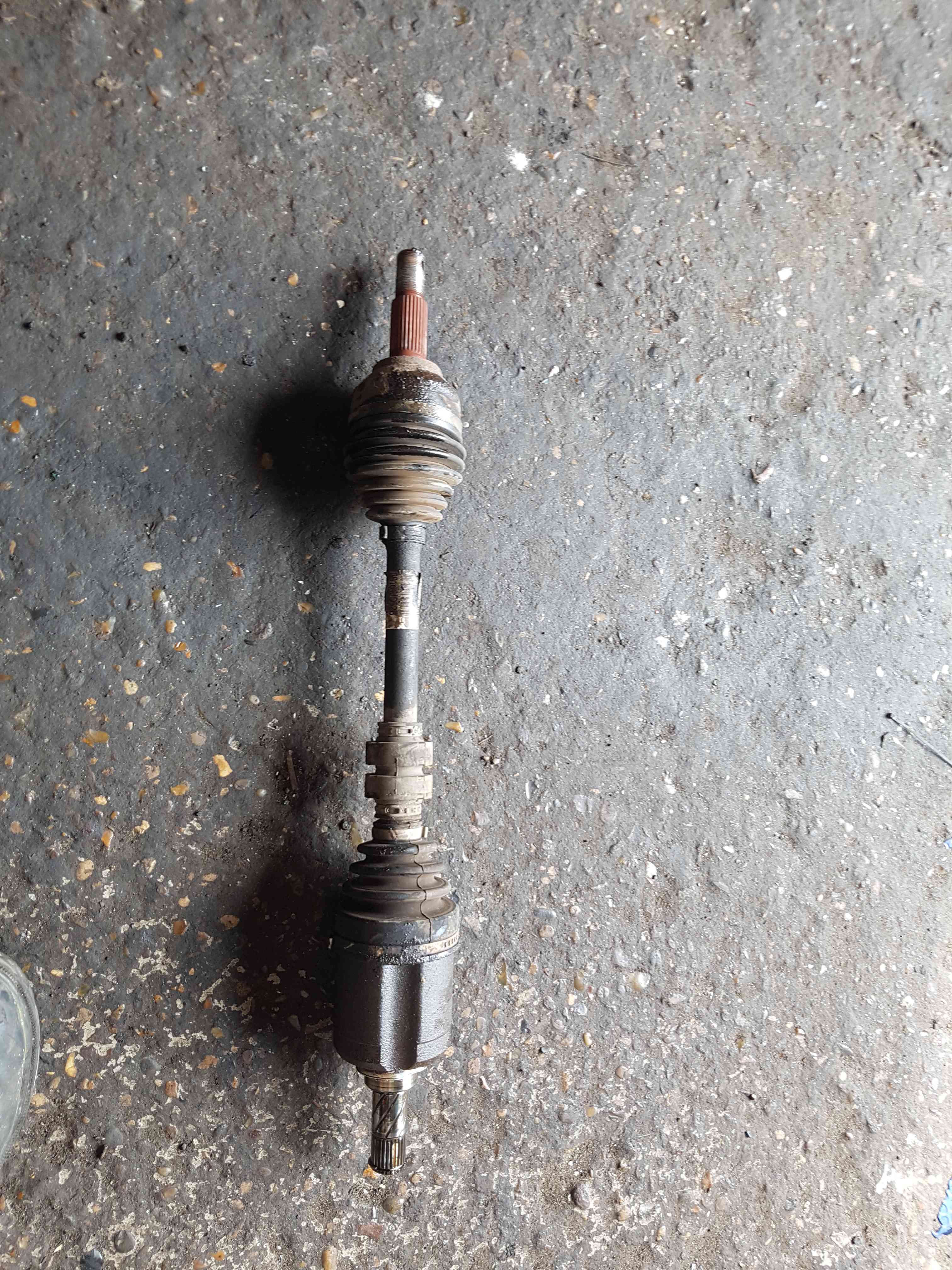 Thumb 2 Nissan Qashqai MK1 2006-2013 1.5 DCI Passenger NSF Front Driveshaft 39101JD52B