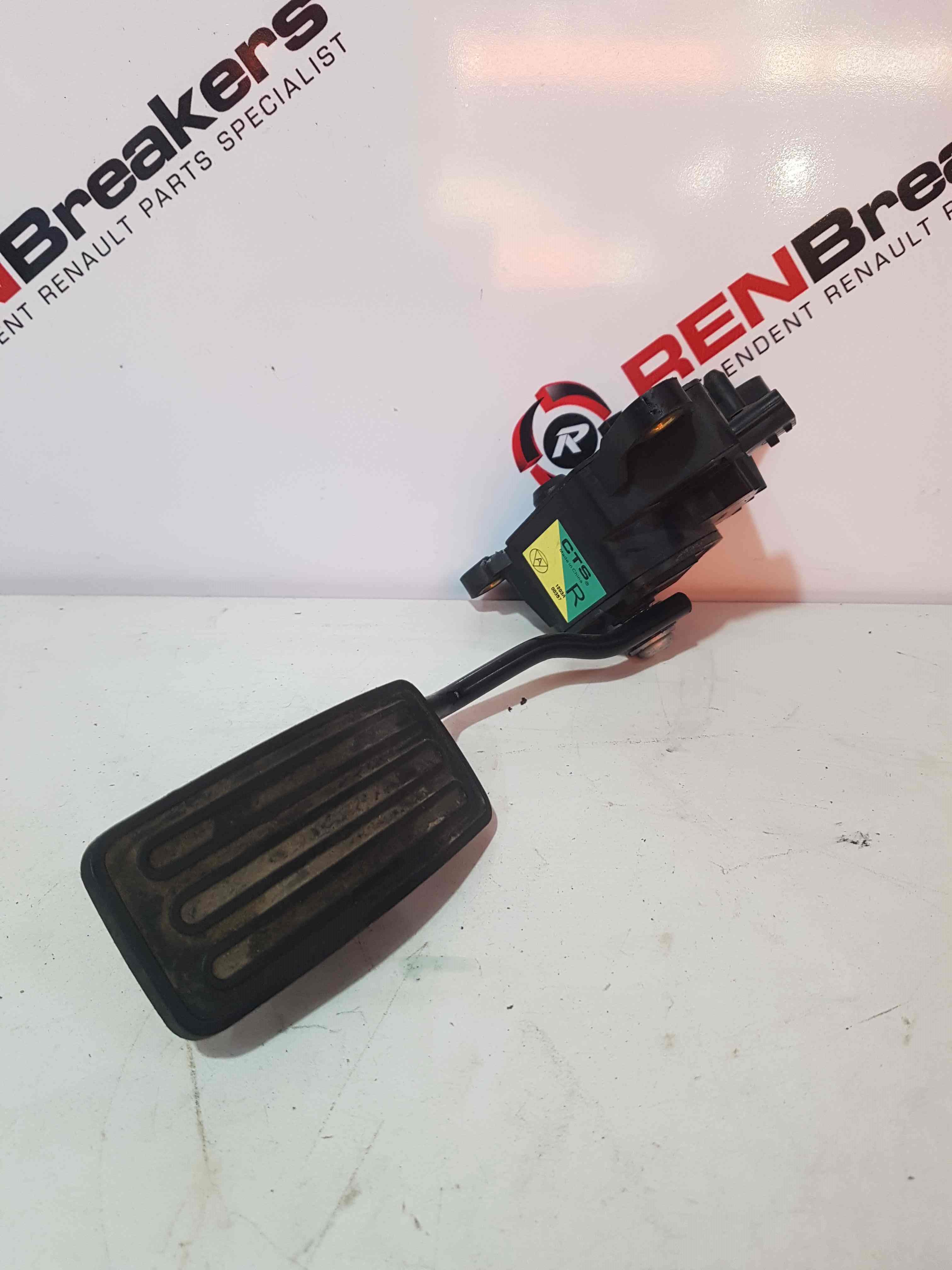 Thumb 2 Nissan X-Trail Tekna T31 2011-2014 Throttle Accelerator Pedal MANUAL