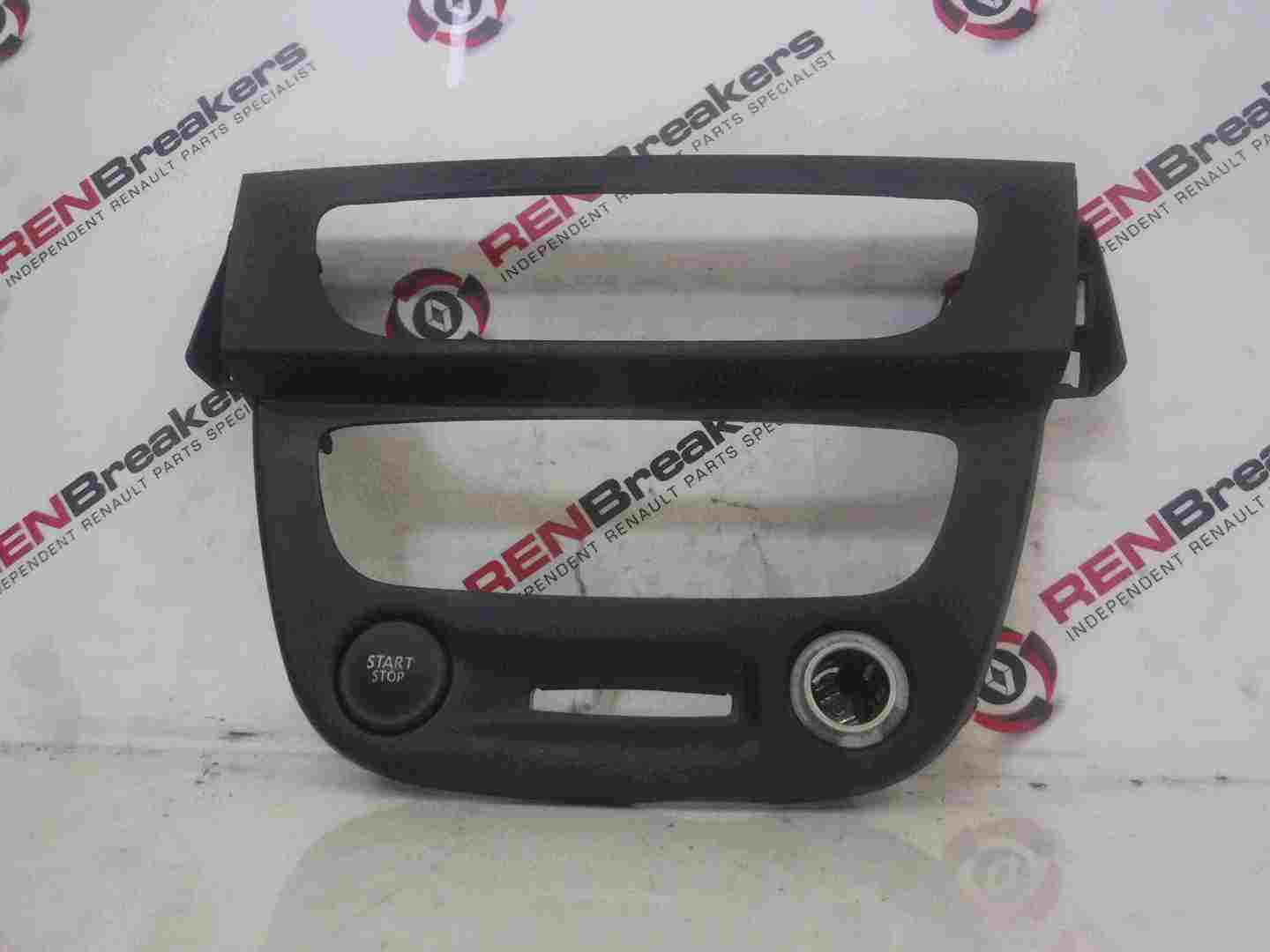 Renaulot Megane Coupe MK3 2008-2014 Heater Surround Trim 682600020R