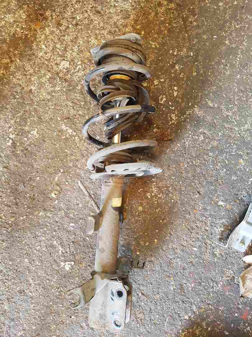 Thumb 3 Renault Captur 2013-2015 1.5 DCI Passenger NSF Shock String Strut Suspension