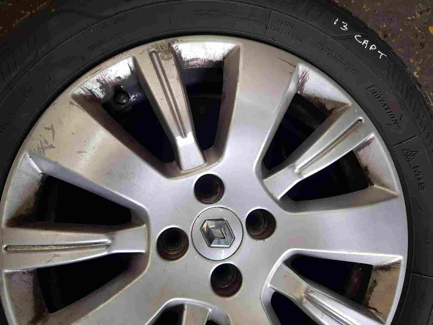 Thumb 4 Renault Captur 2013-2015 Alloy Wheel + Tyre 205 60 16 4Mm 3/5 403000554R