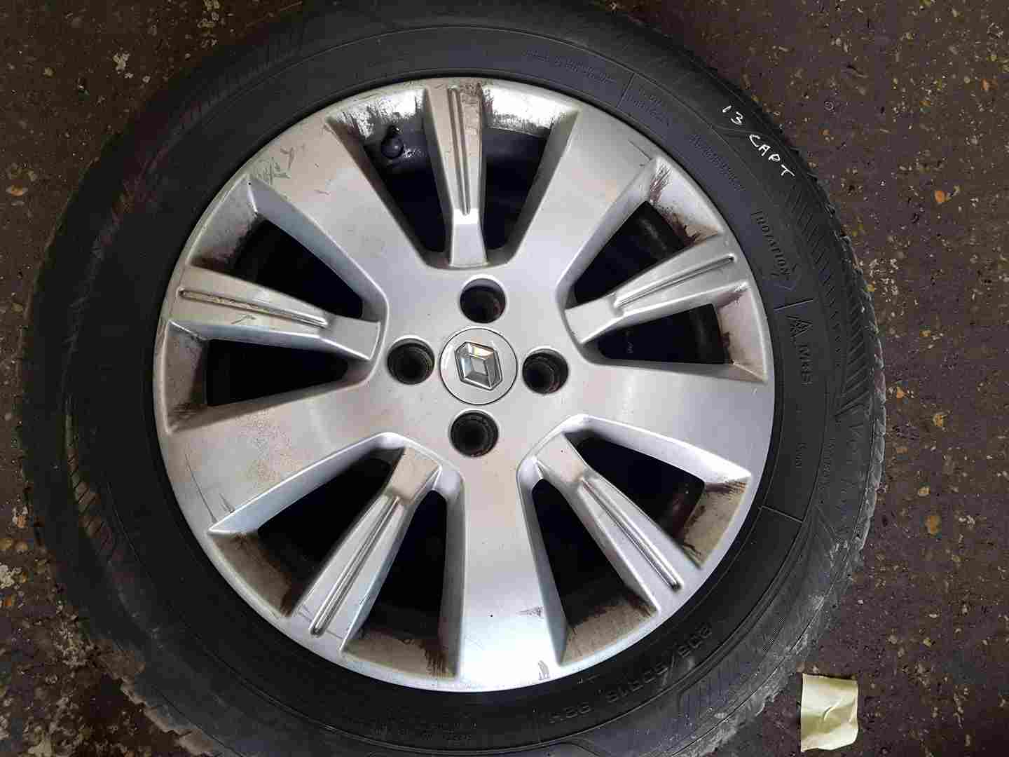 Thumb 6 Renault Captur 2013-2015 Alloy Wheel + Tyre 205 60 16 4Mm 3/5 403000554R