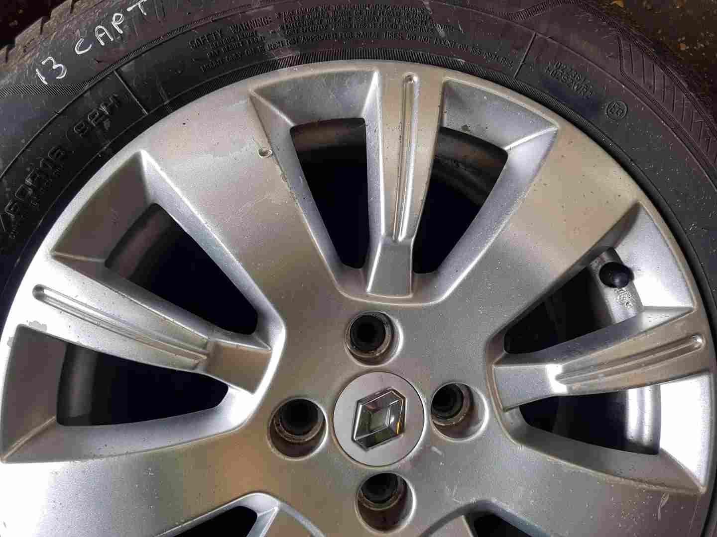 Thumb 4 Renault Captur 2013-2015 Alloy Wheel + Tyre 205 60 16 6Mm 3/5 403000554R