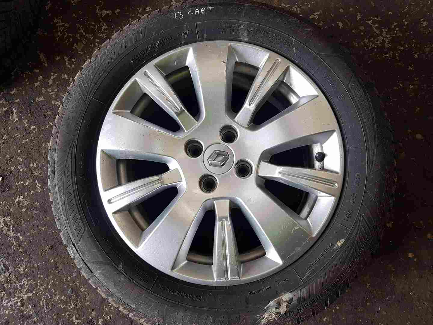 Renault Captur 2013-2015 Alloy Wheel + Tyre 205 60 16 6Mm 3/5 403000554R
