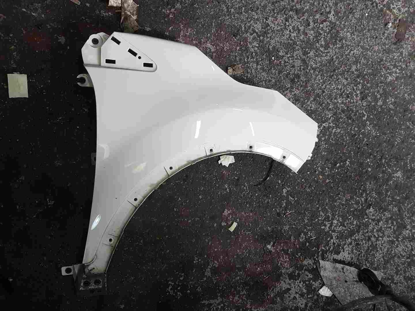 Thumb 4 Renault Captur 2013-2015 Drivers OSF Wing Panel Beige Bixnd Ivory D16
