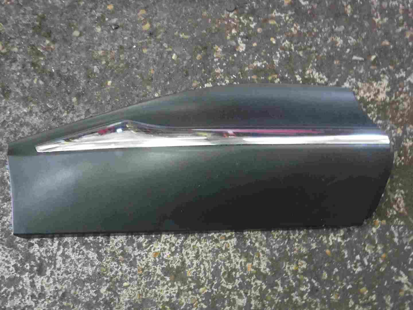 Renault Captur 2013-2015 Drivers OSR Rear Door Trim Moudling Plastic 828763777R