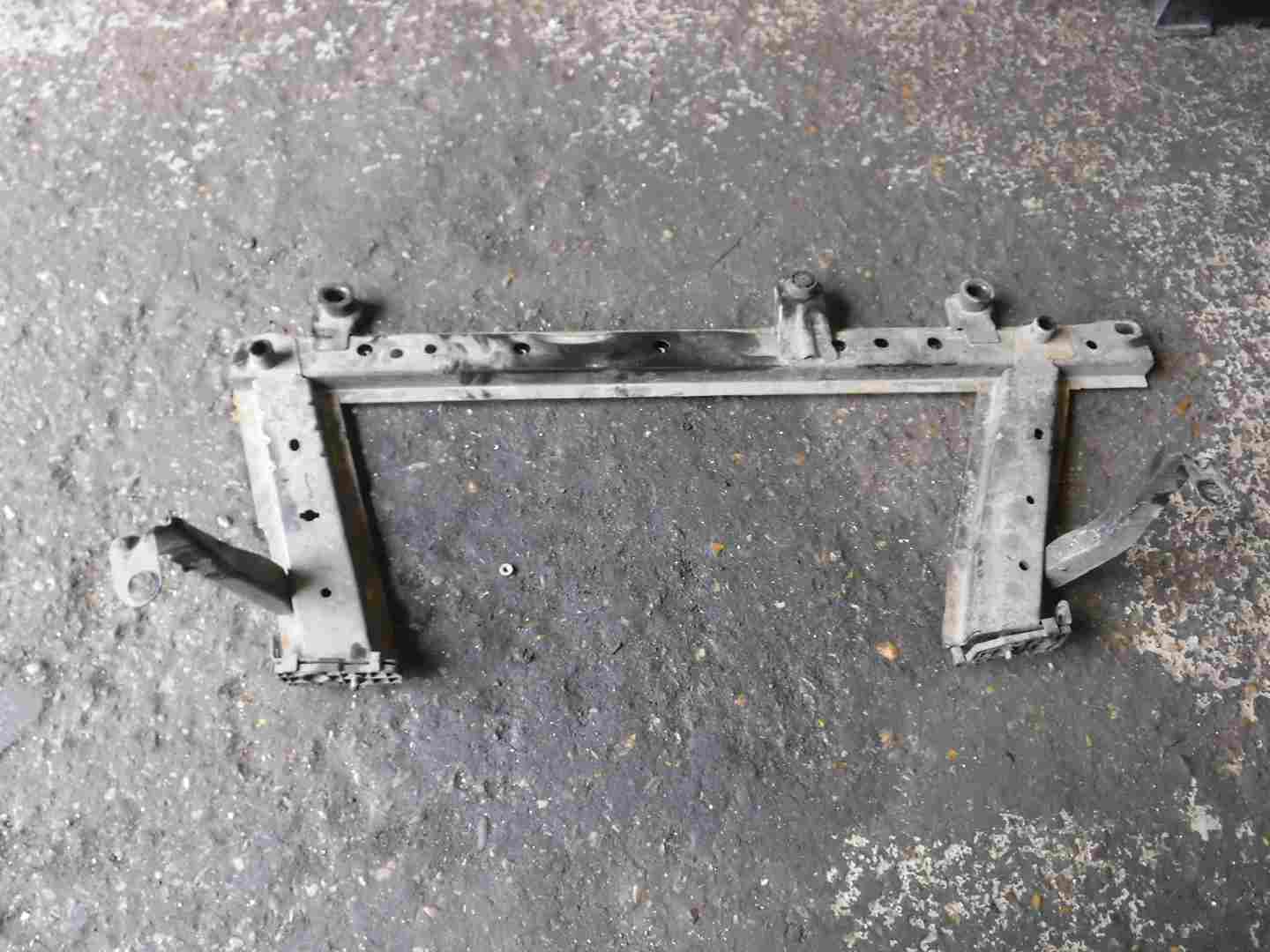 Renault Captur 2013-2015 Front Radiator Support Panel
