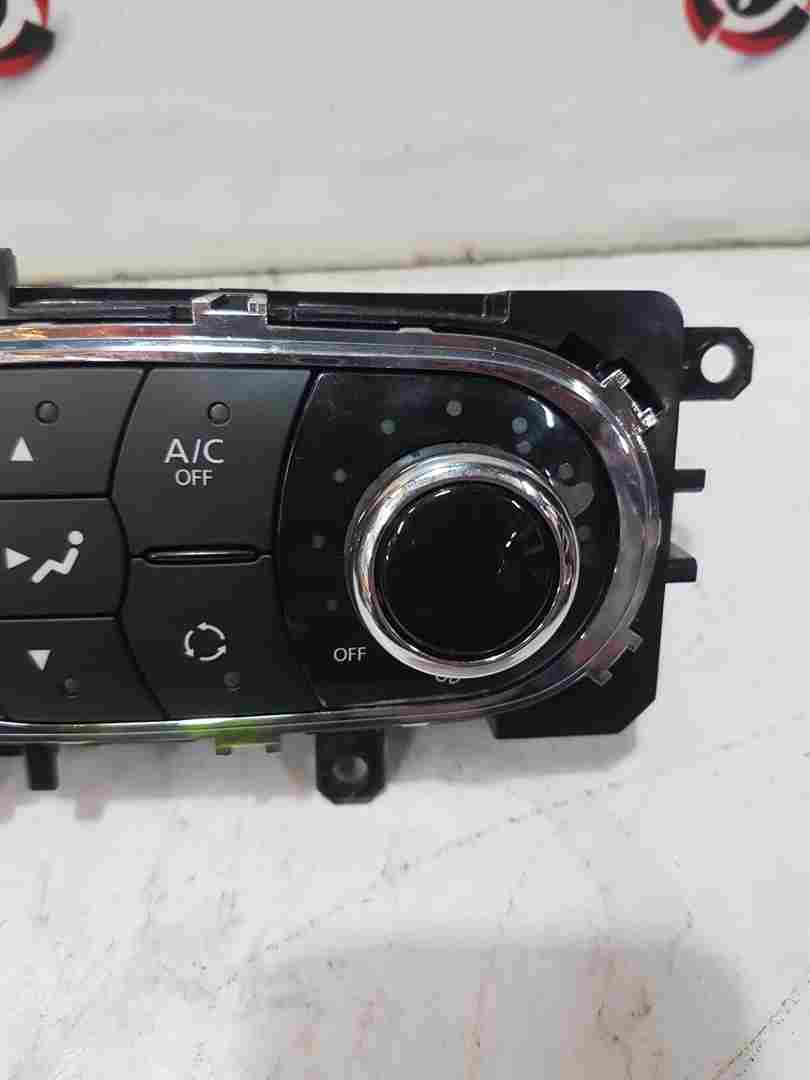 Thumb 4 Renault Captur 2013-2015 Heater Blower Controls Dials Clocks Gauges 275100037R