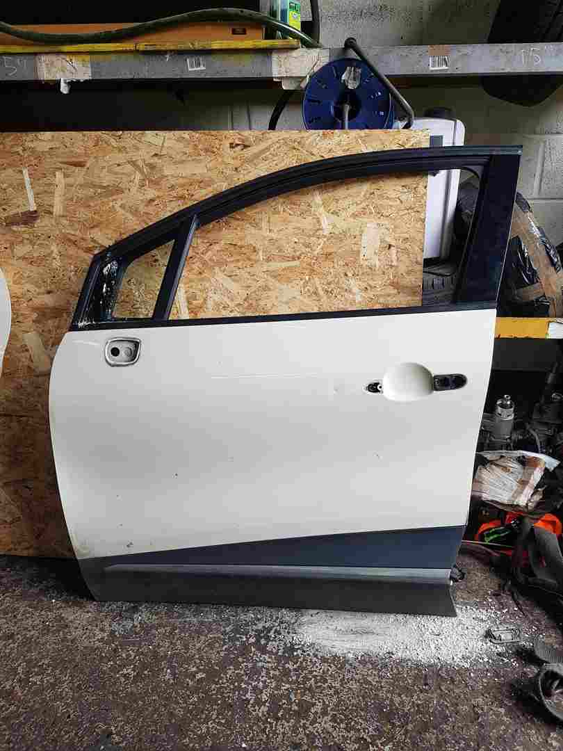 Thumb 8 Renault Captur 2013-2015 Passenger NSF Front Door Beige Bixnd Ivory D16