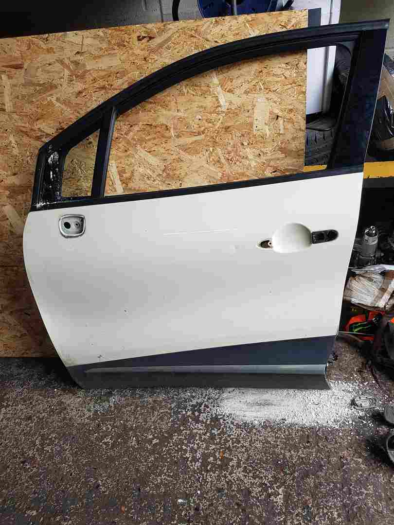 Thumb 3 Renault Captur 2013-2015 Passenger NSF Front Door Beige Bixnd Ivory D16