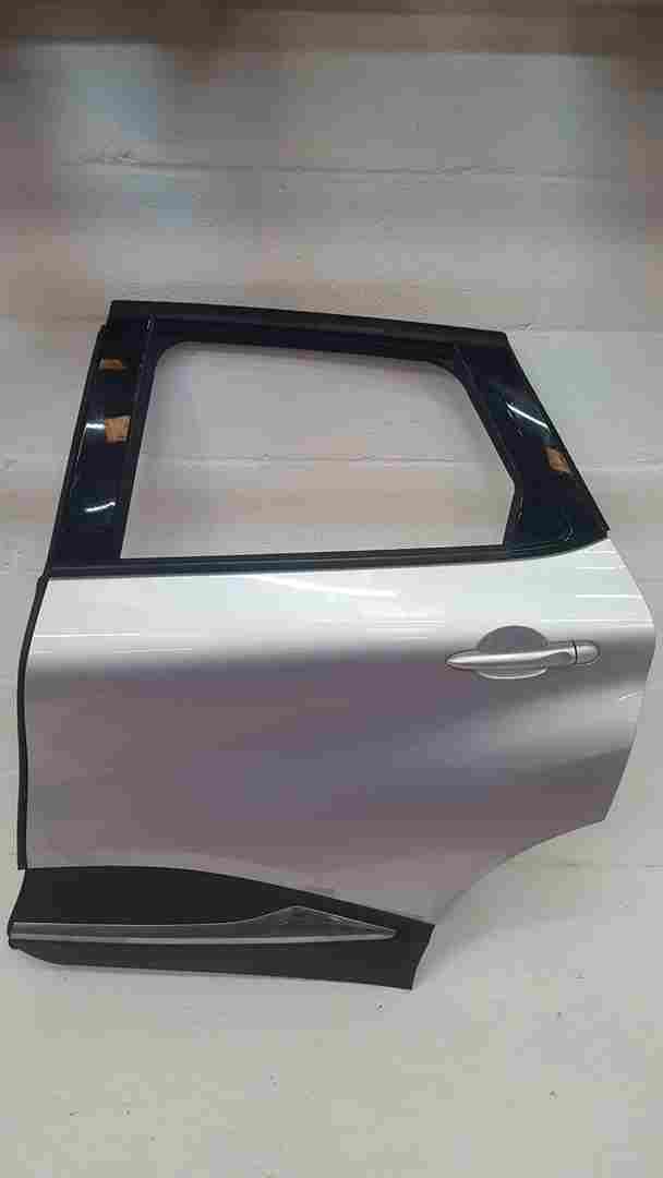 Thumb 3 Renault Captur 2013-2015 Passenger NSR Rear Door Silver Bixnm