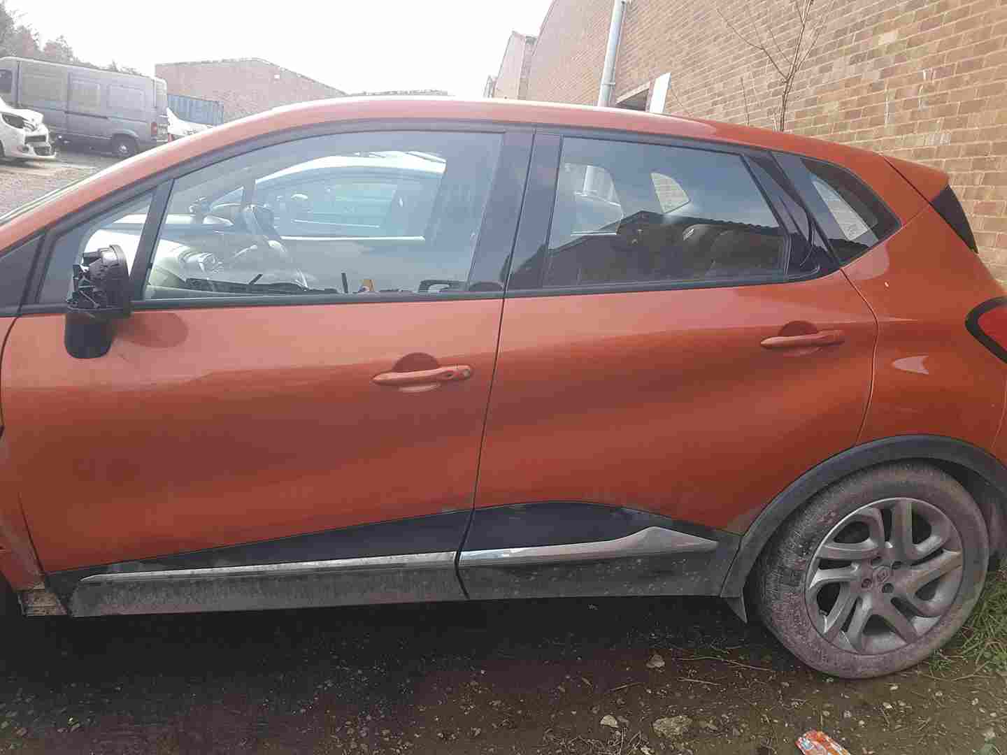 Thumb 3 Renault Captur 2013-2015 Passenger NSR Rear Door Tennz Orange Arizona