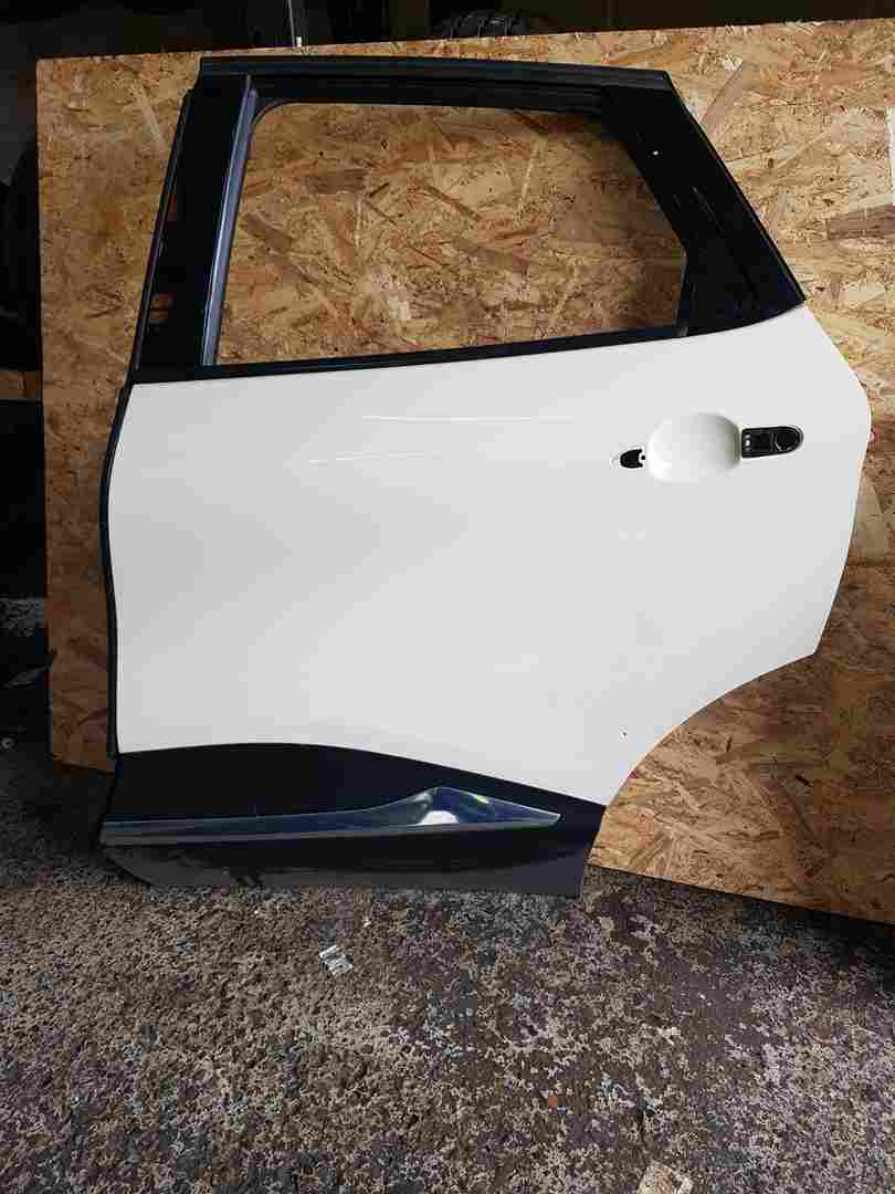 Thumb 9 Renault Captur 2013-2015 Passenger Rear NSR Door Beige Bixnd Ivory D16
