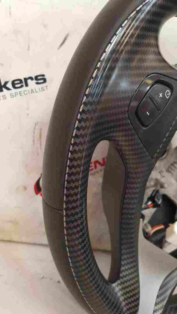 Renault Captur 2013-2015 Steering Wheel  Cruise Voice Control Fibre Effect 