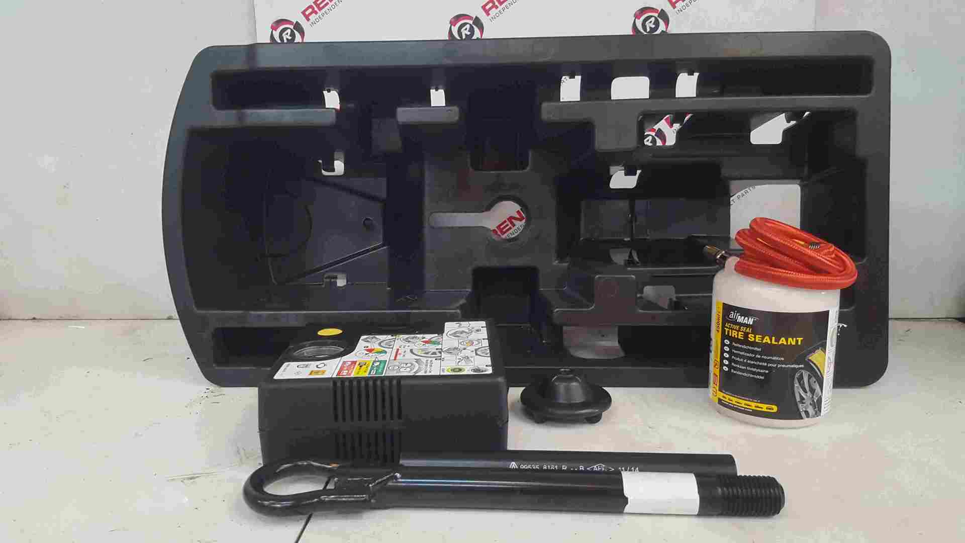 Thumb 3 Renault Captur 2013-2019 Foam Inflator Tyre Kit Towing Eye