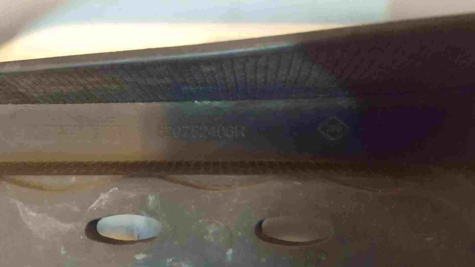 Thumb 3 Renault Captur 2013-2019 NSF Passenger  Bumper FOG Light Grill 620752406R