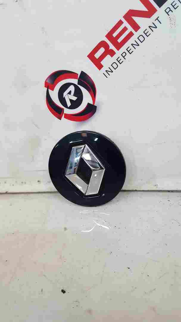 Thumb 3 Renault Captur 2013-2021 Centre CAP Black Gloss With Chrome Badge 403154214R
