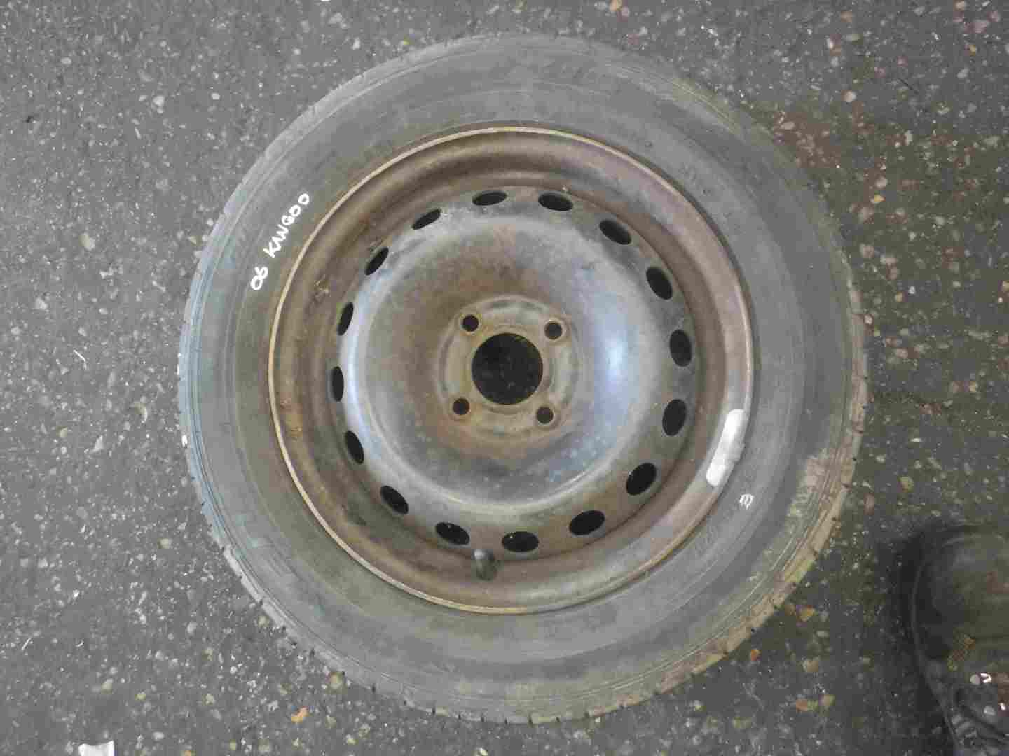 Renault Clio + Kangoo 1993-2007 Steel Wheel Rim + Tyre 175 65 14 6mm Tread 3/5