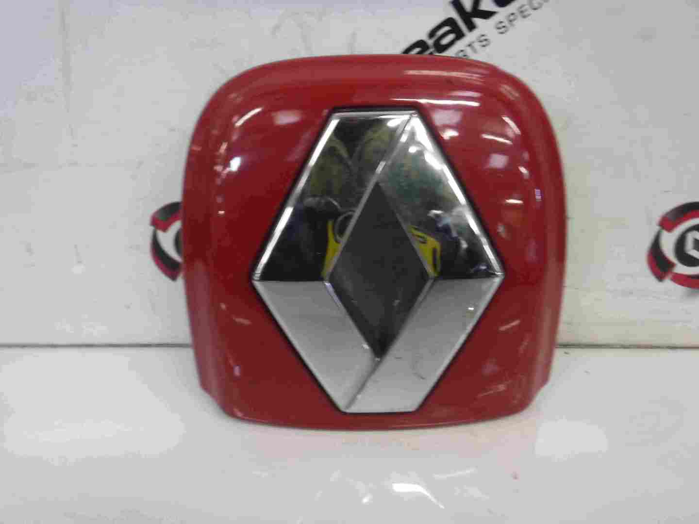 Renault Clio MK2 2001-2006 Rear Boot Diamond Surround Red 727 + Mechanism