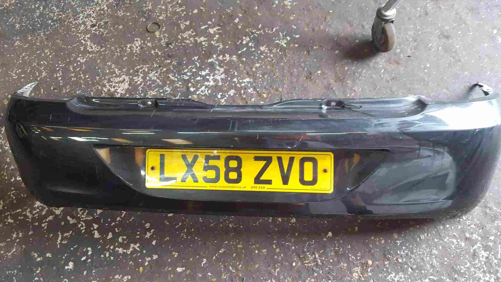 Renault Clio Campus 2006-2010 Rear Bumper Black 676