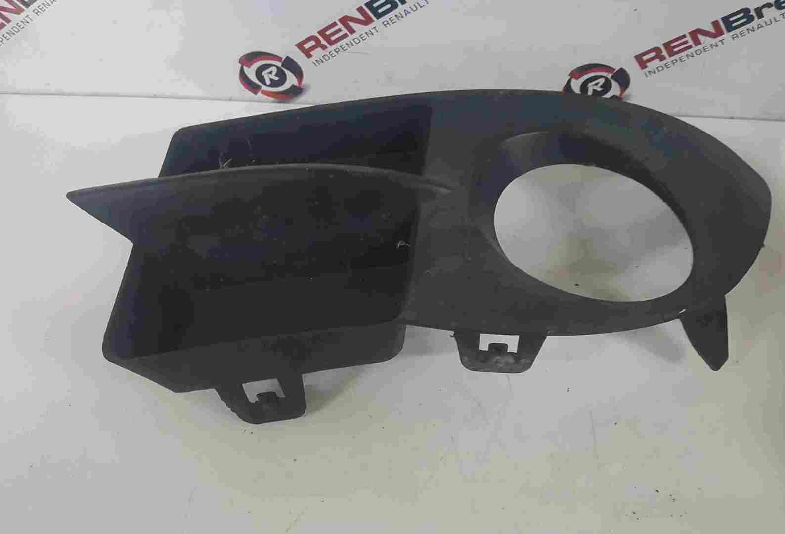 Renault Clio Campus MK2 2001-2010 Passenger NSF Front Bumper Fog Light Trim