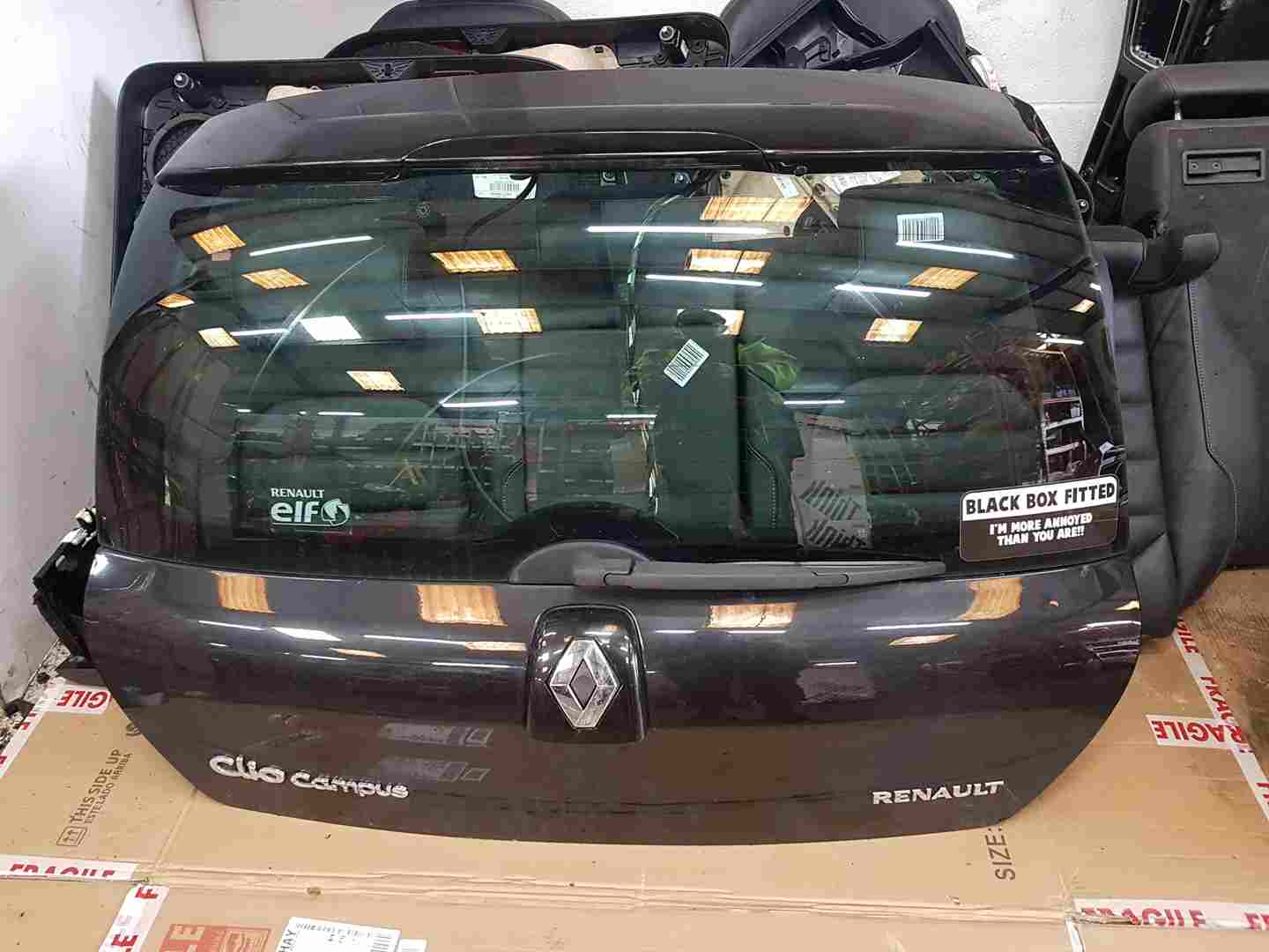 Thumb 5 Renault Clio Campus MK2 2001-2010 Rear Tailgate Boot Black 676 DNT