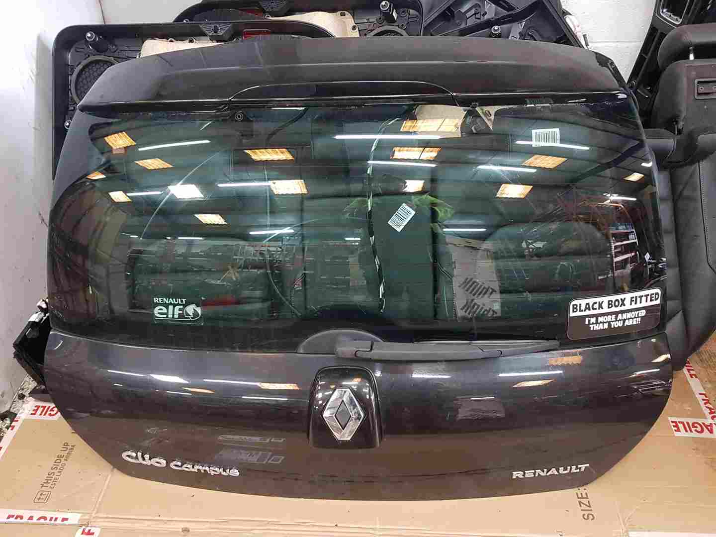 Thumb 3 Renault Clio Campus MK2 2001-2010 Rear Tailgate Boot Black 676 DNT
